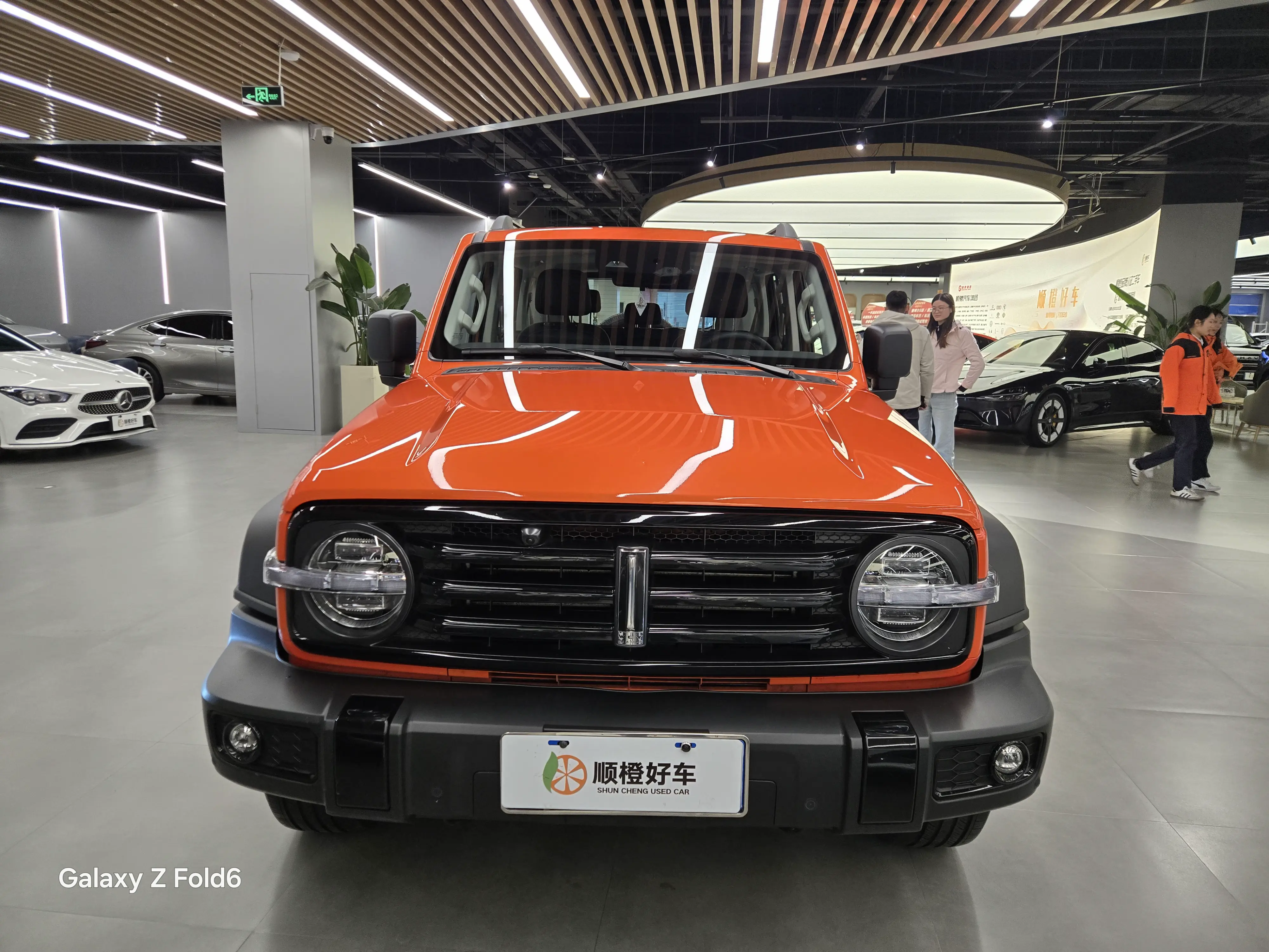 Tank 300  из Китая