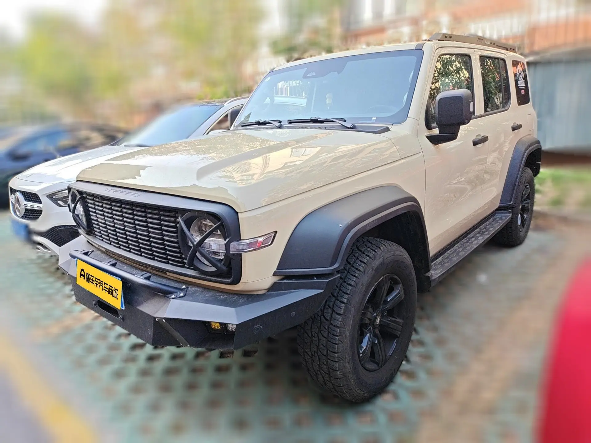 Tank 300  из Китая