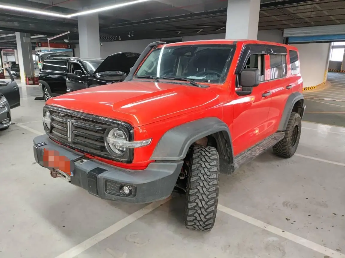 Tank 300  из Китая