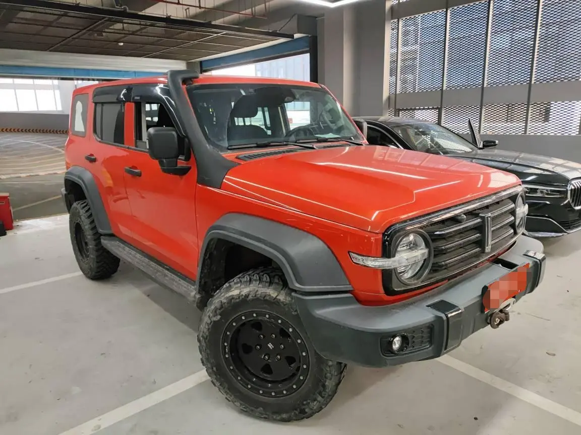 Tank 300  из Китая