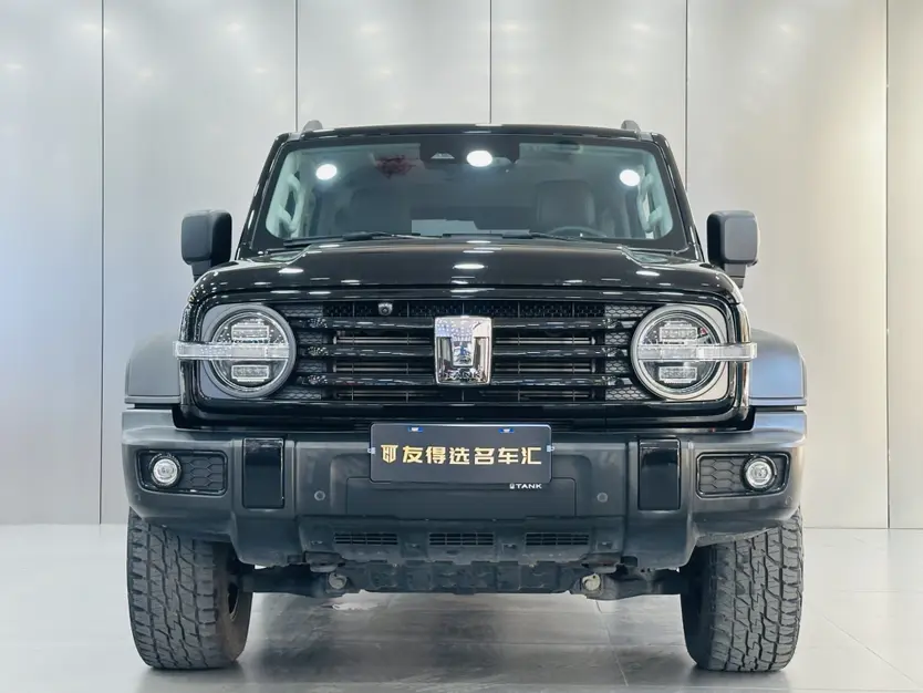 Tank 300  из Китая