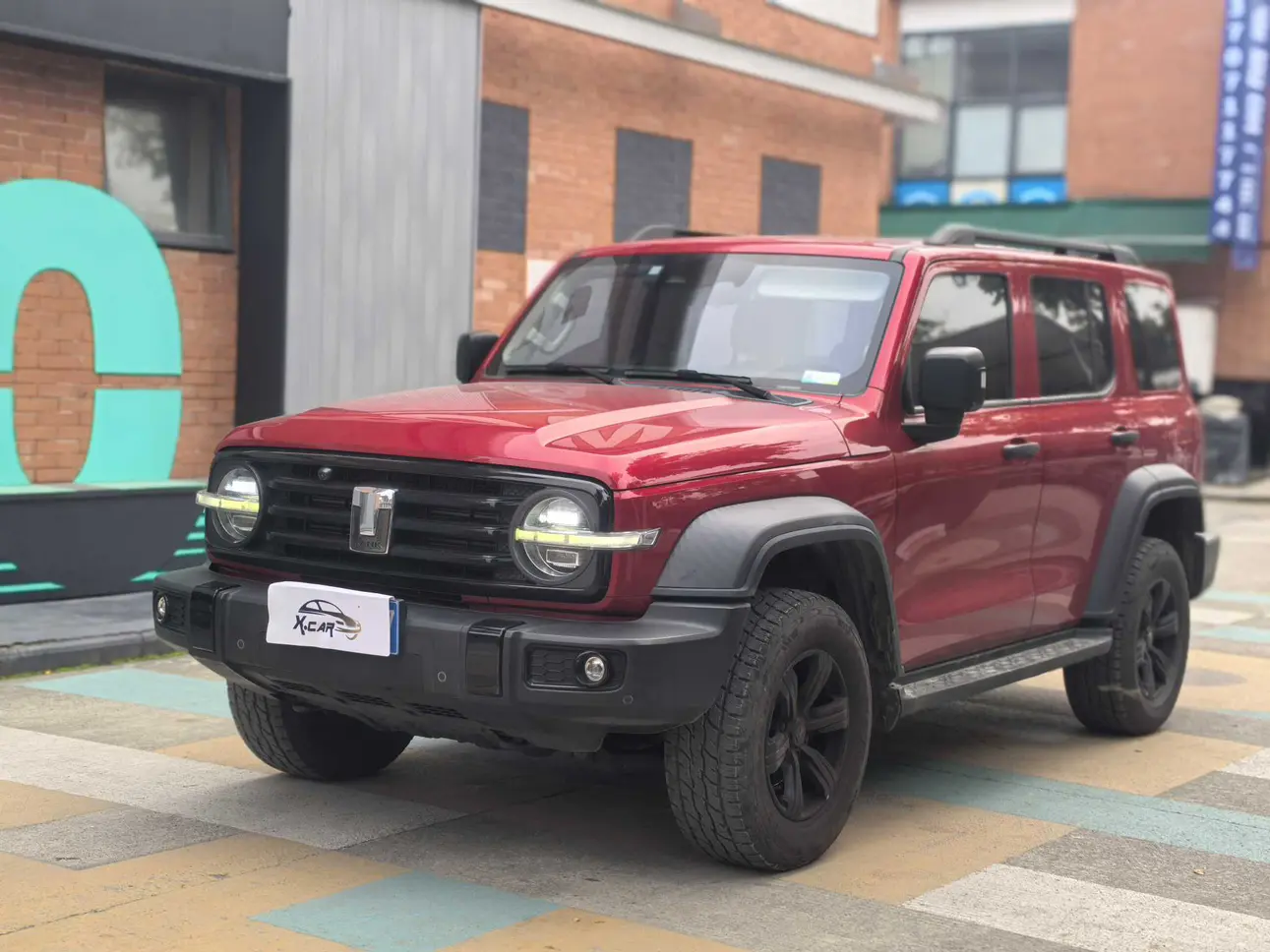 Tank 300  из Китая