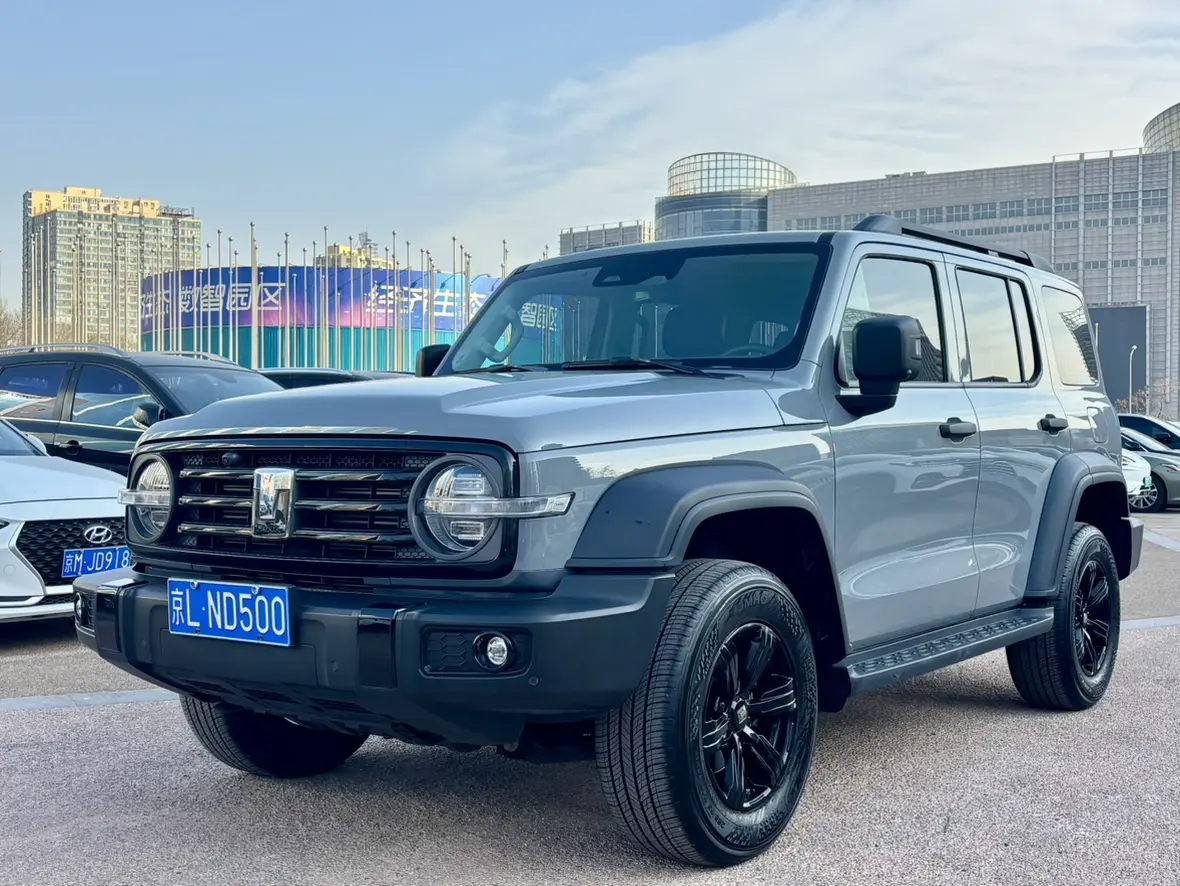 Tank 300  из Китая