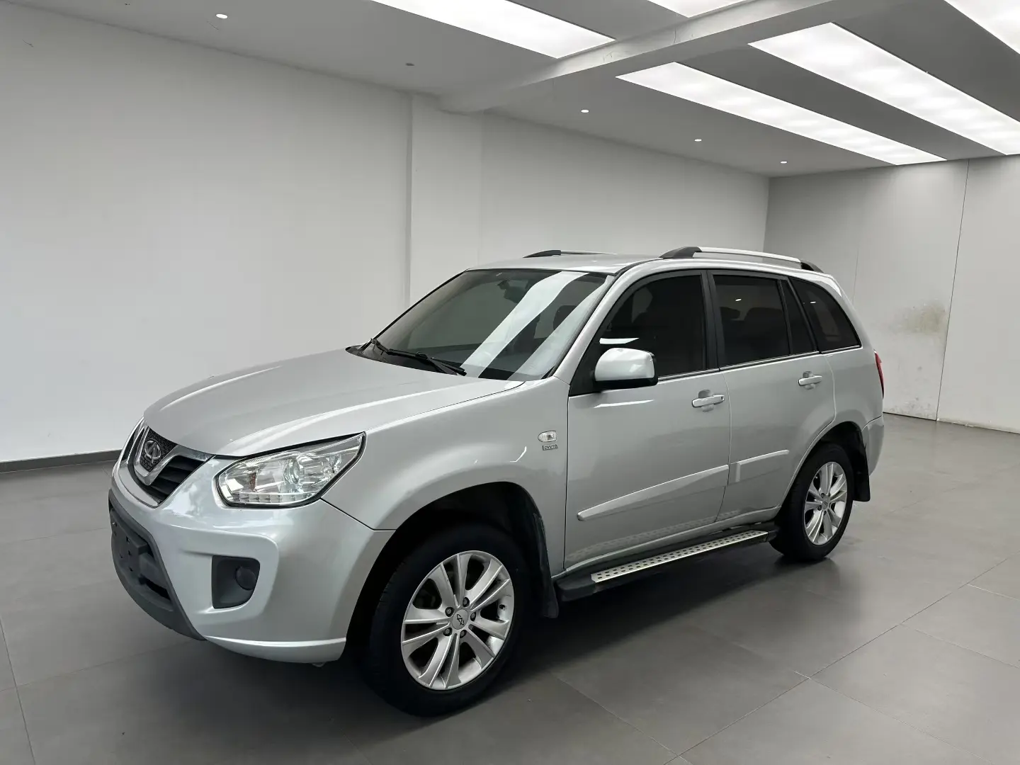 Chery Tiggo T11  из Китая