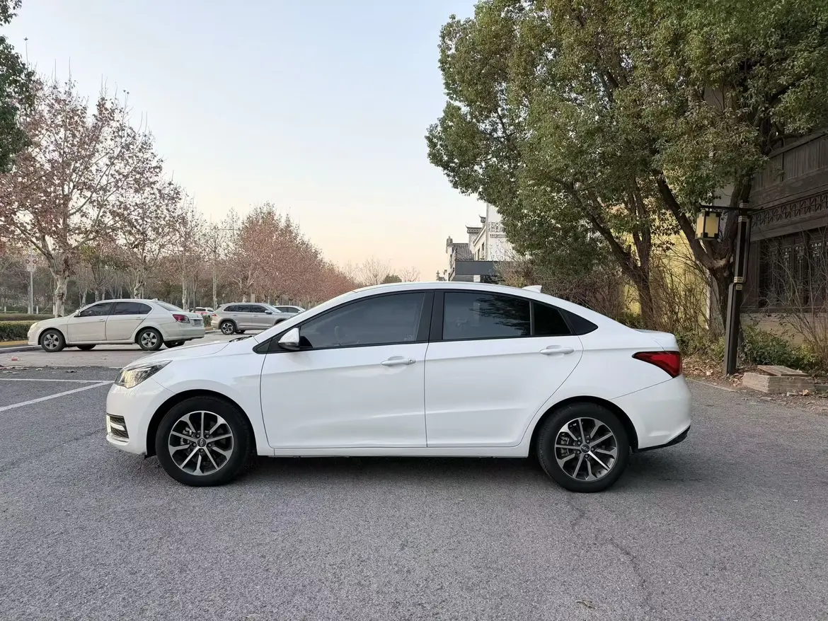 Chery Arrizo 5  из Китая