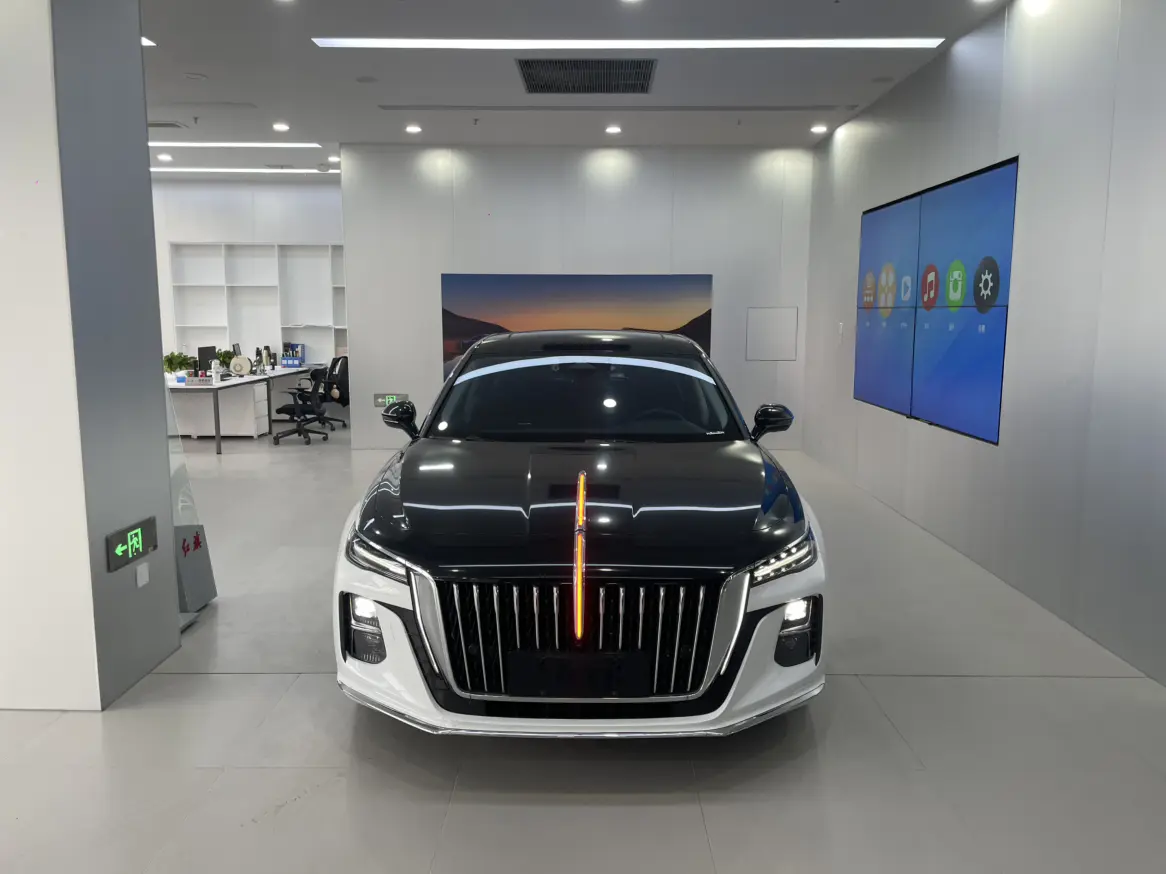 Hongqi H5  из Китая