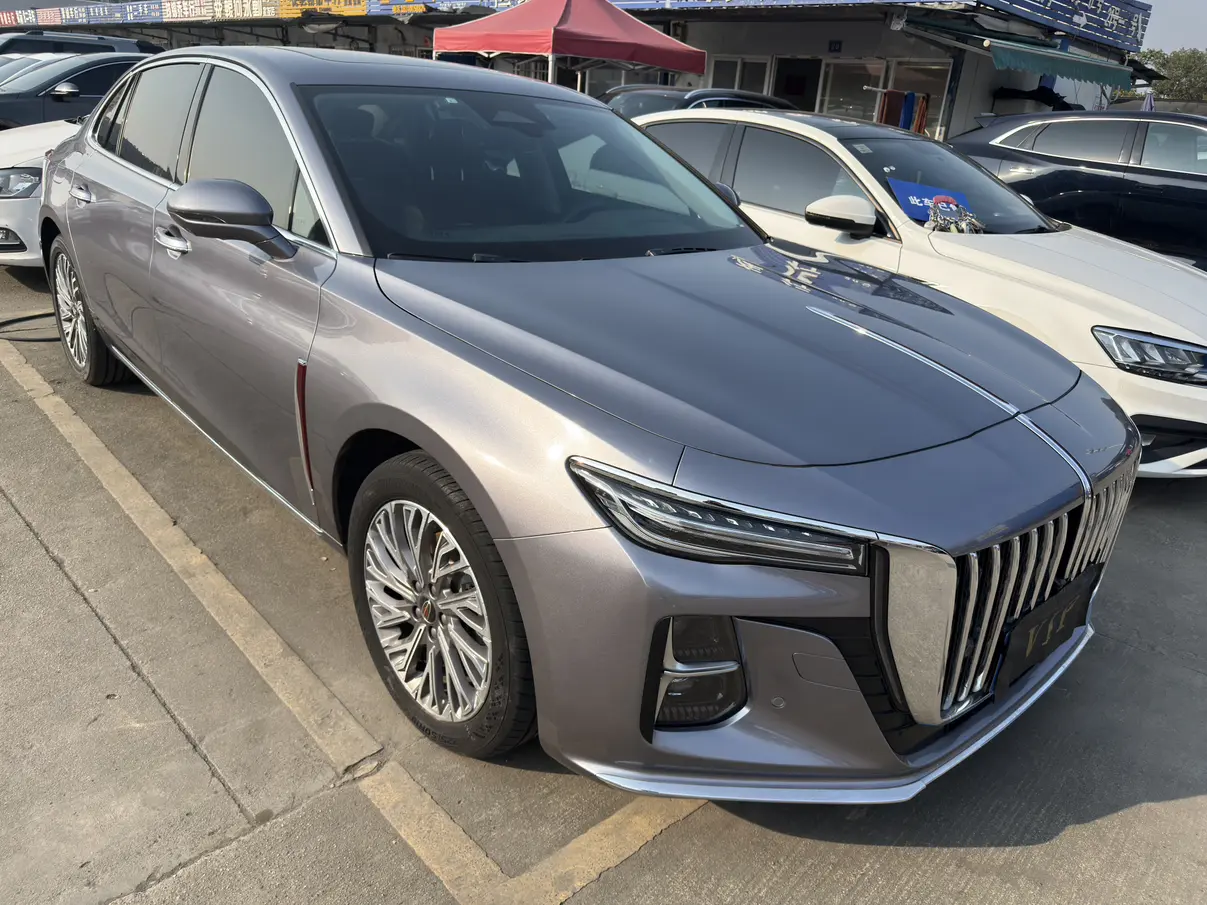 Hongqi H5  из Китая