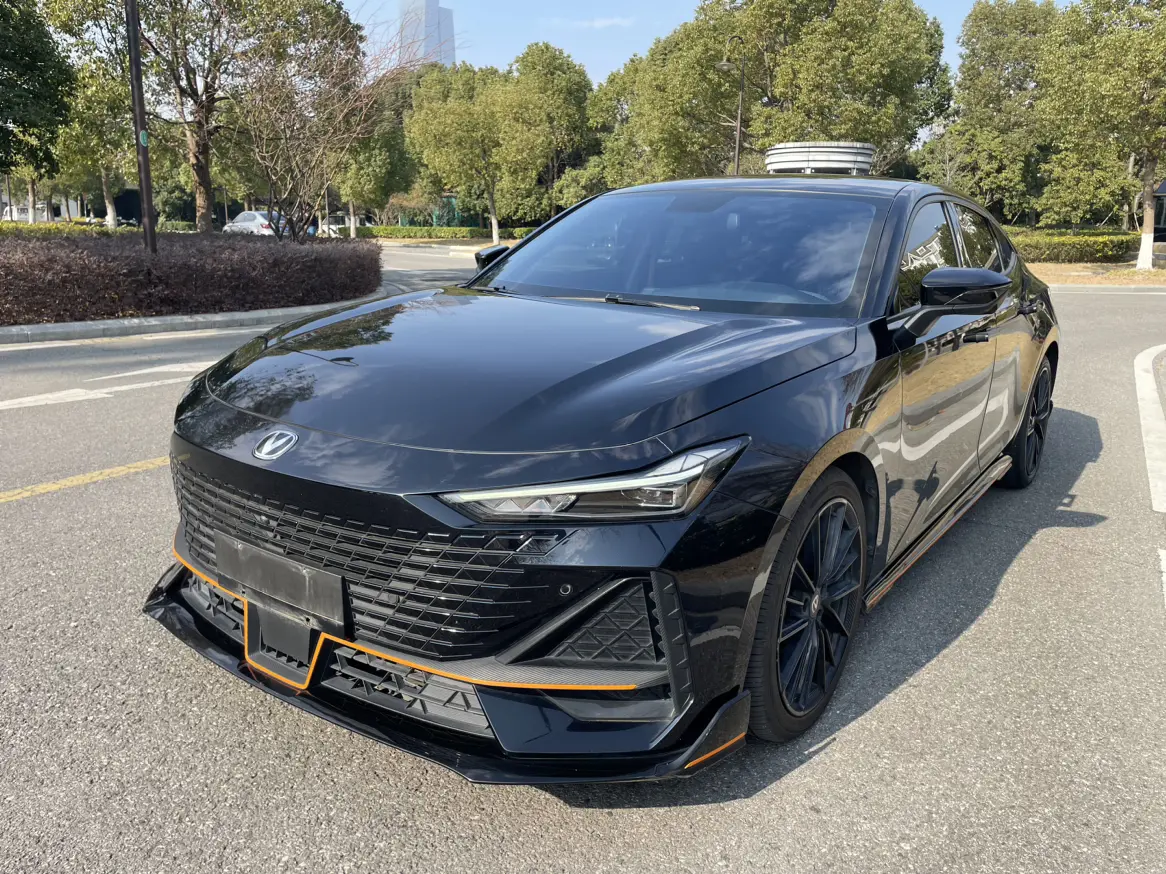 Changan UNI-V  из Китая