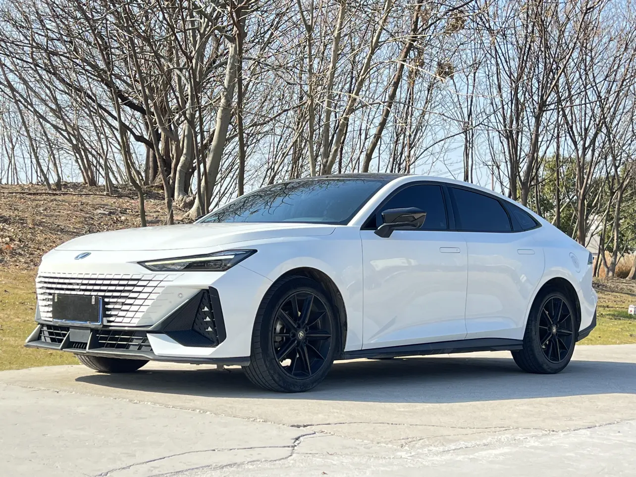 Changan UNI-V  из Китая