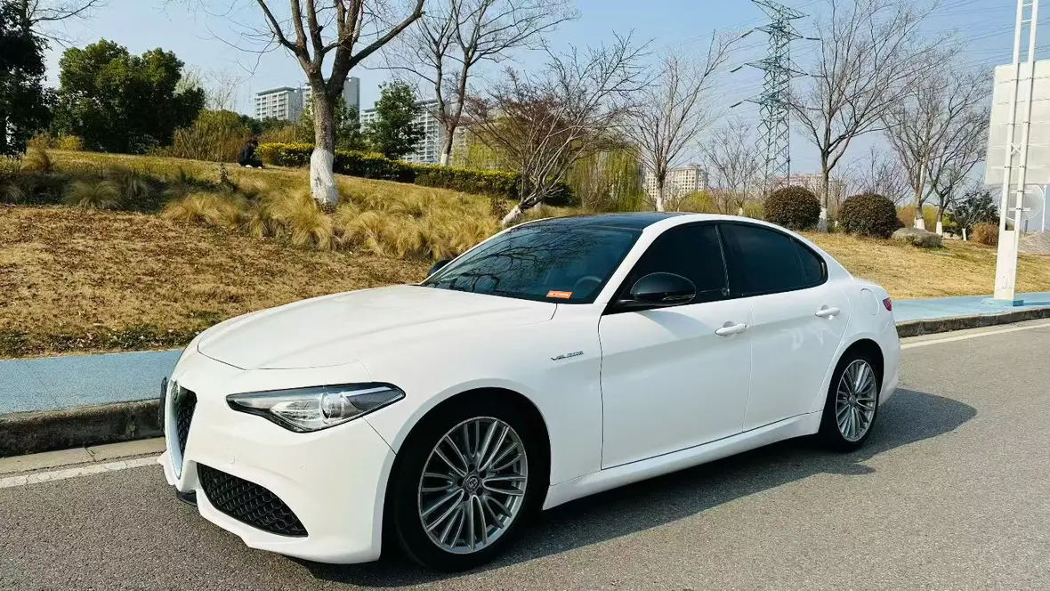 Alfa romeo Giulia Juliet  из Китая