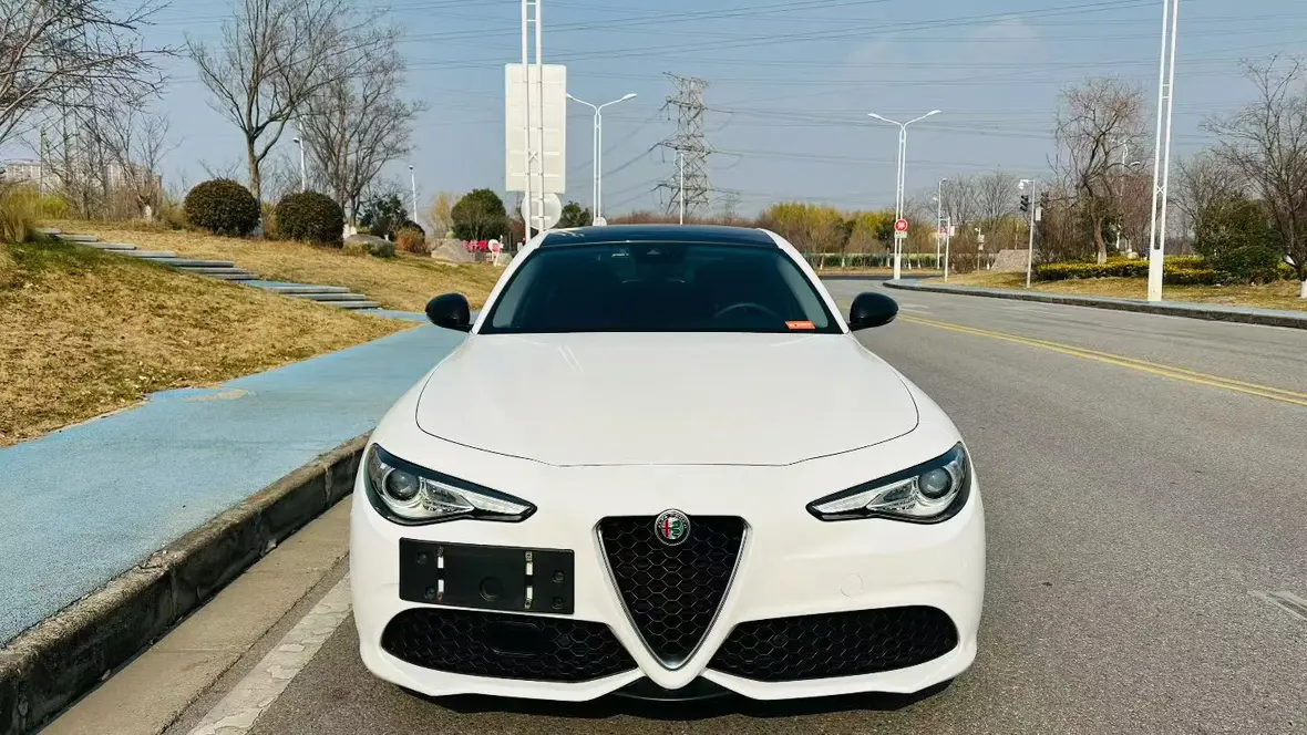 Alfa romeo Giulia Juliet  из Китая