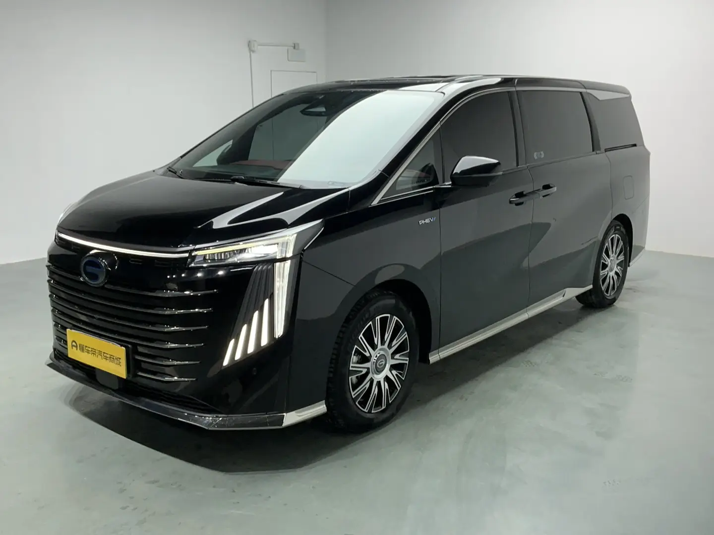 GAC Trumpchi E9 PHEV  из Китая