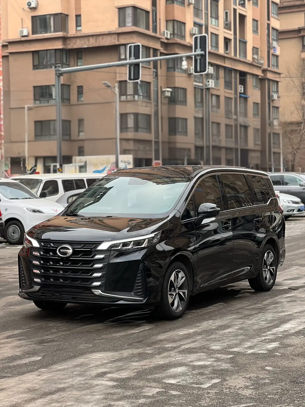 GAC Trumpchi M6  из Китая