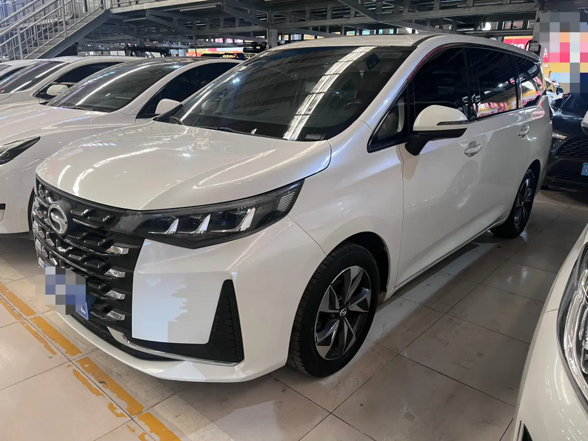 GAC Trumpchi M6  из Китая