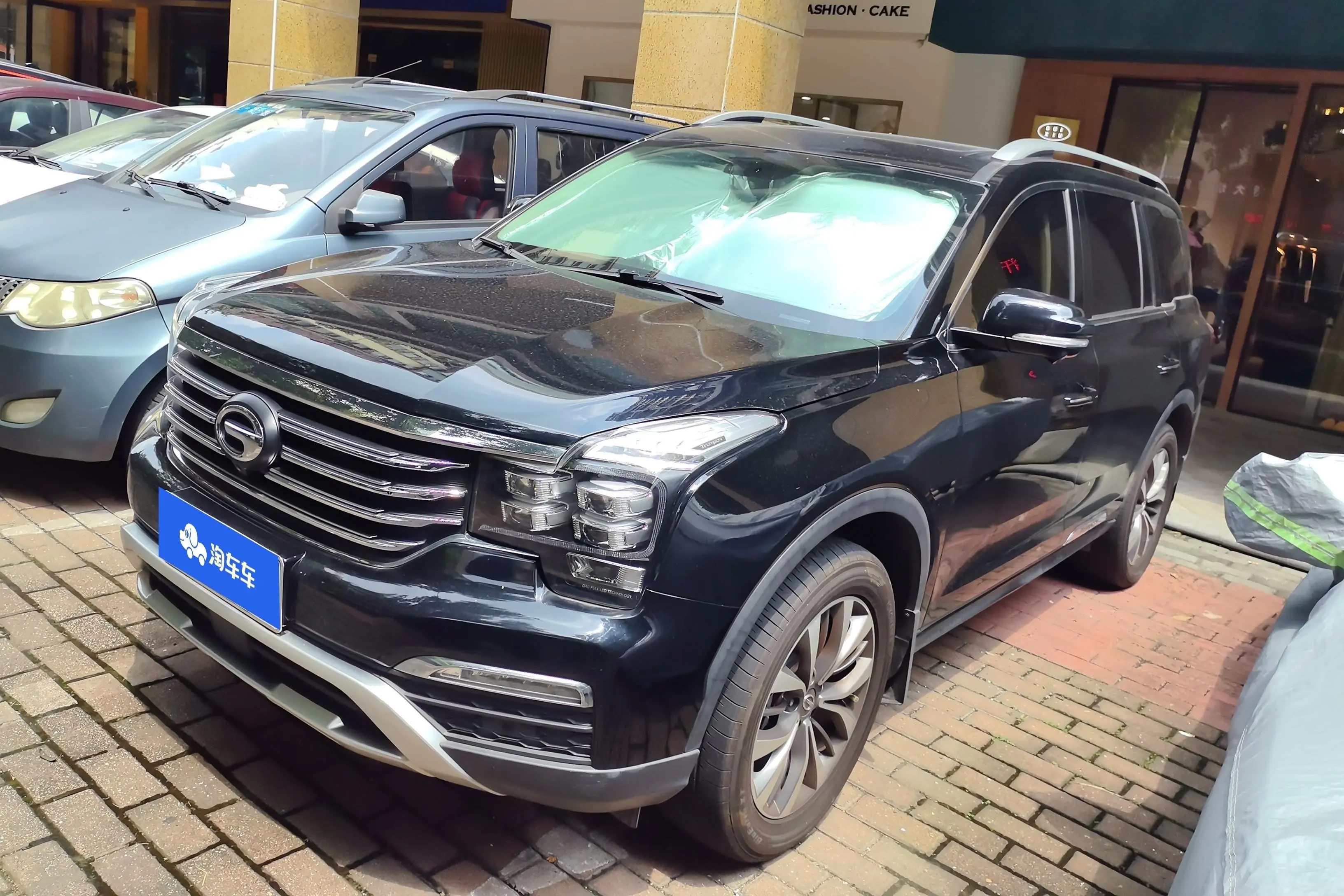 GAC Trumpchi GS8  из Китая
