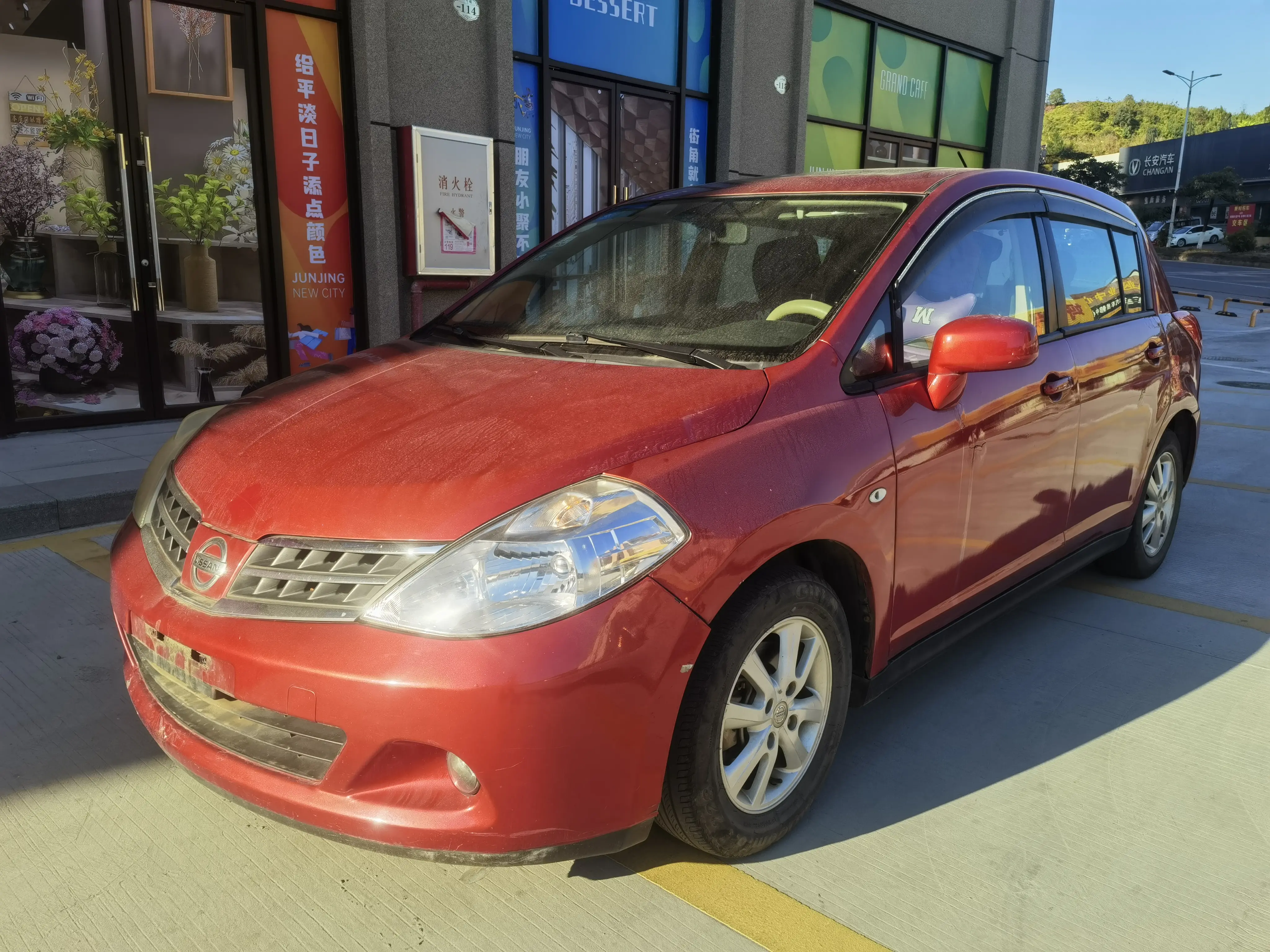 Nissan Tiida  из Китая