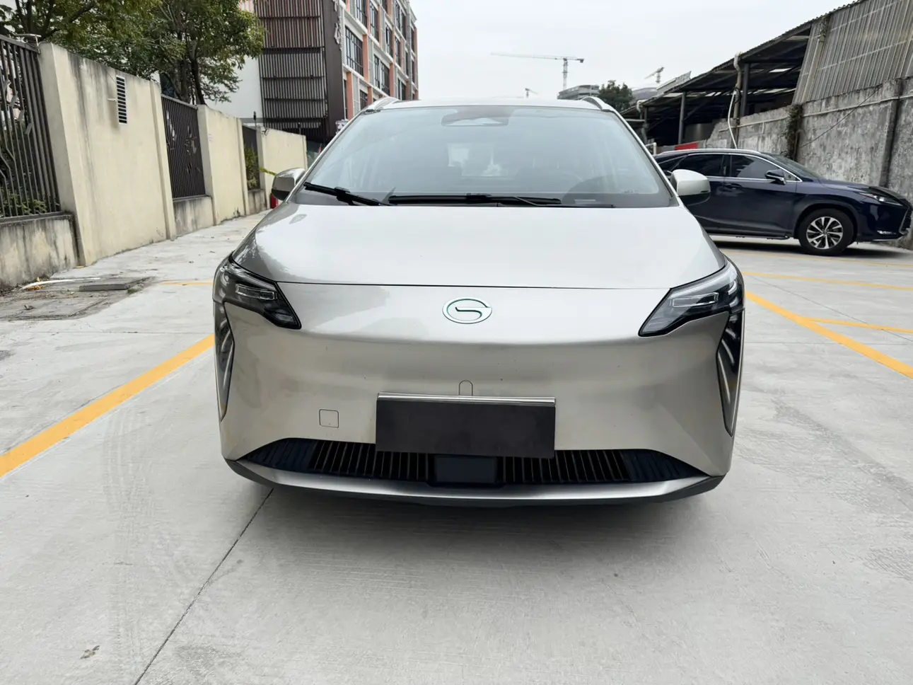 AION Y  из Китая