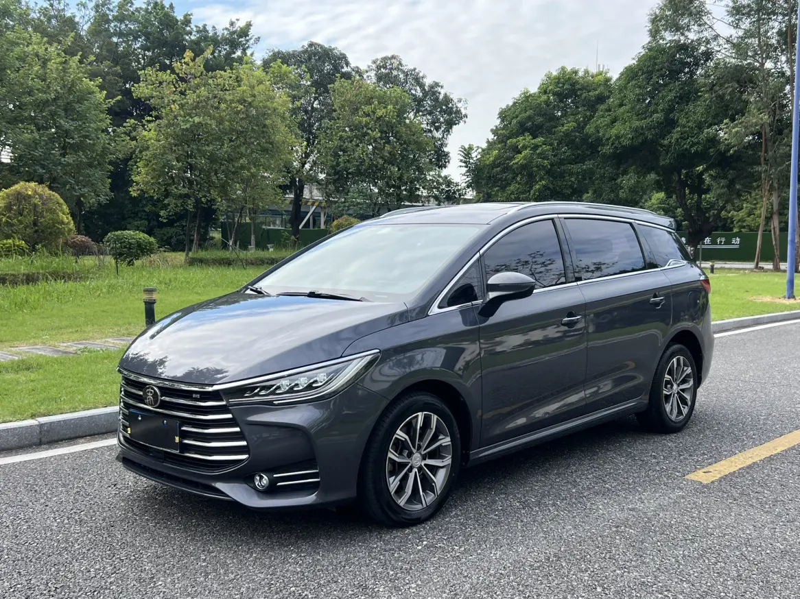 BYD Song MAX  из Китая