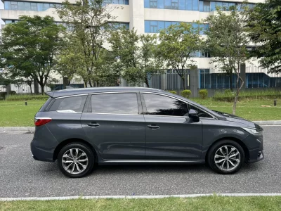 BYD Song MAX