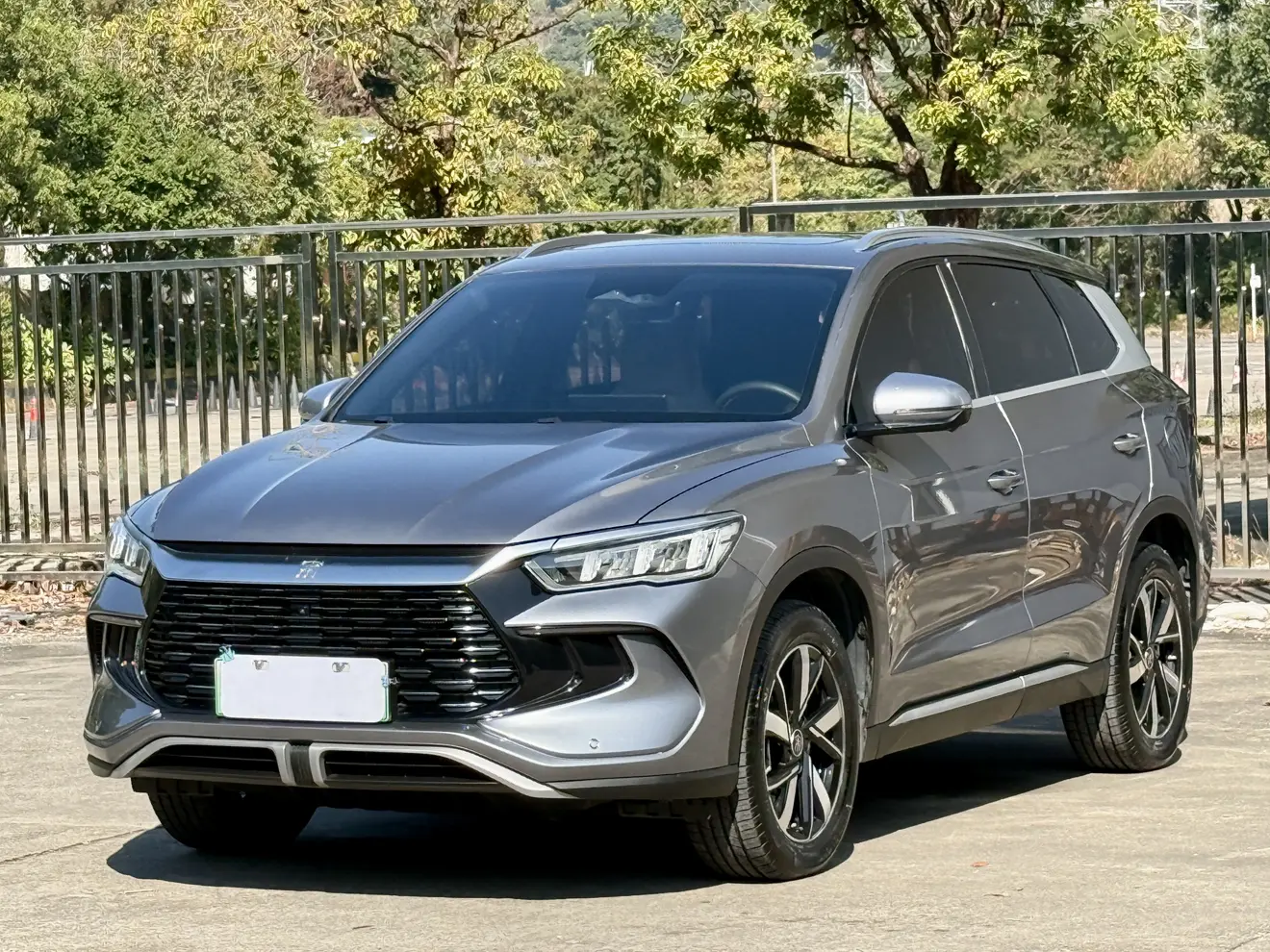 BYD Song Pro DM  из Китая