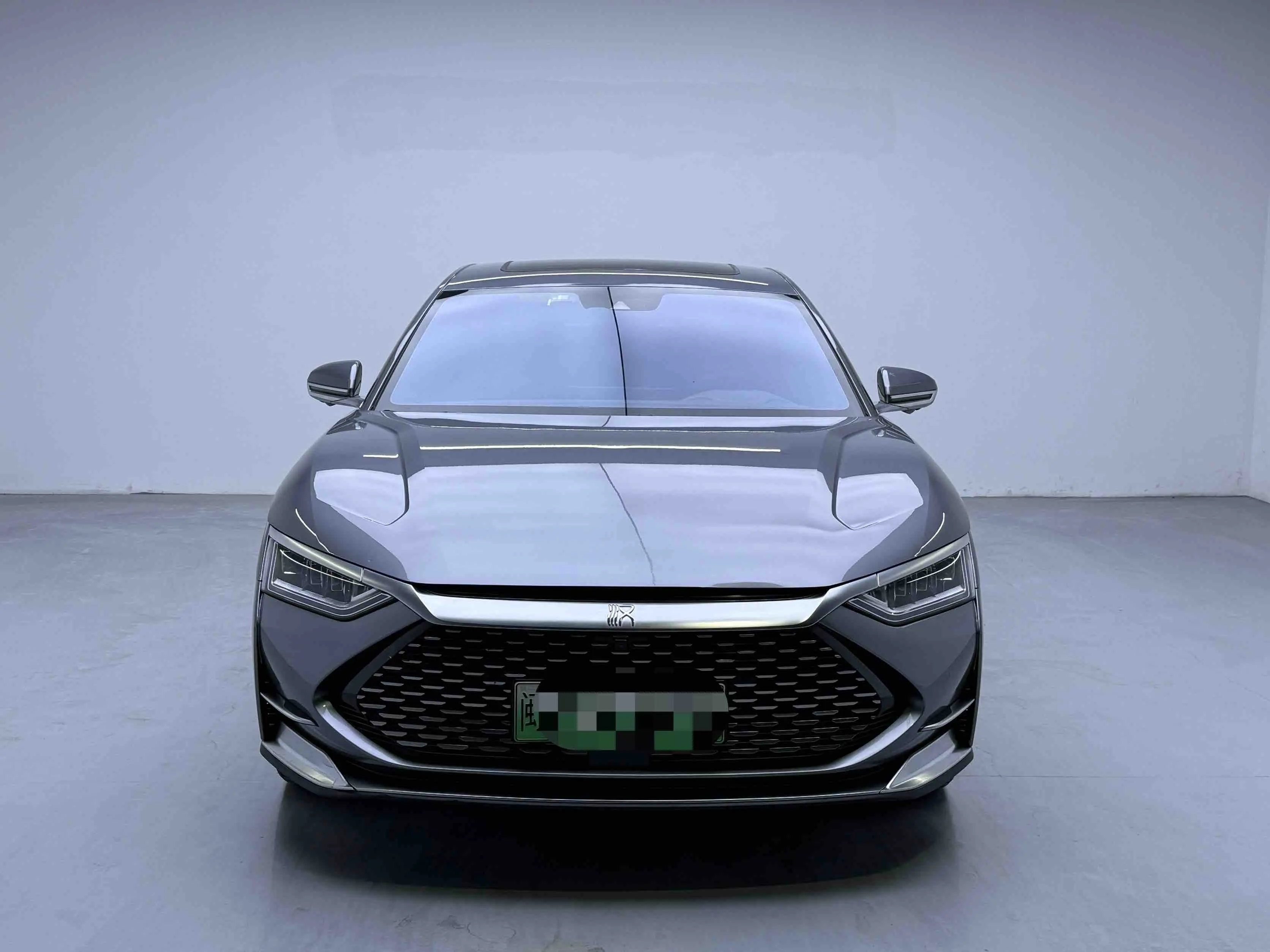 BYD HAN DM  из Китая