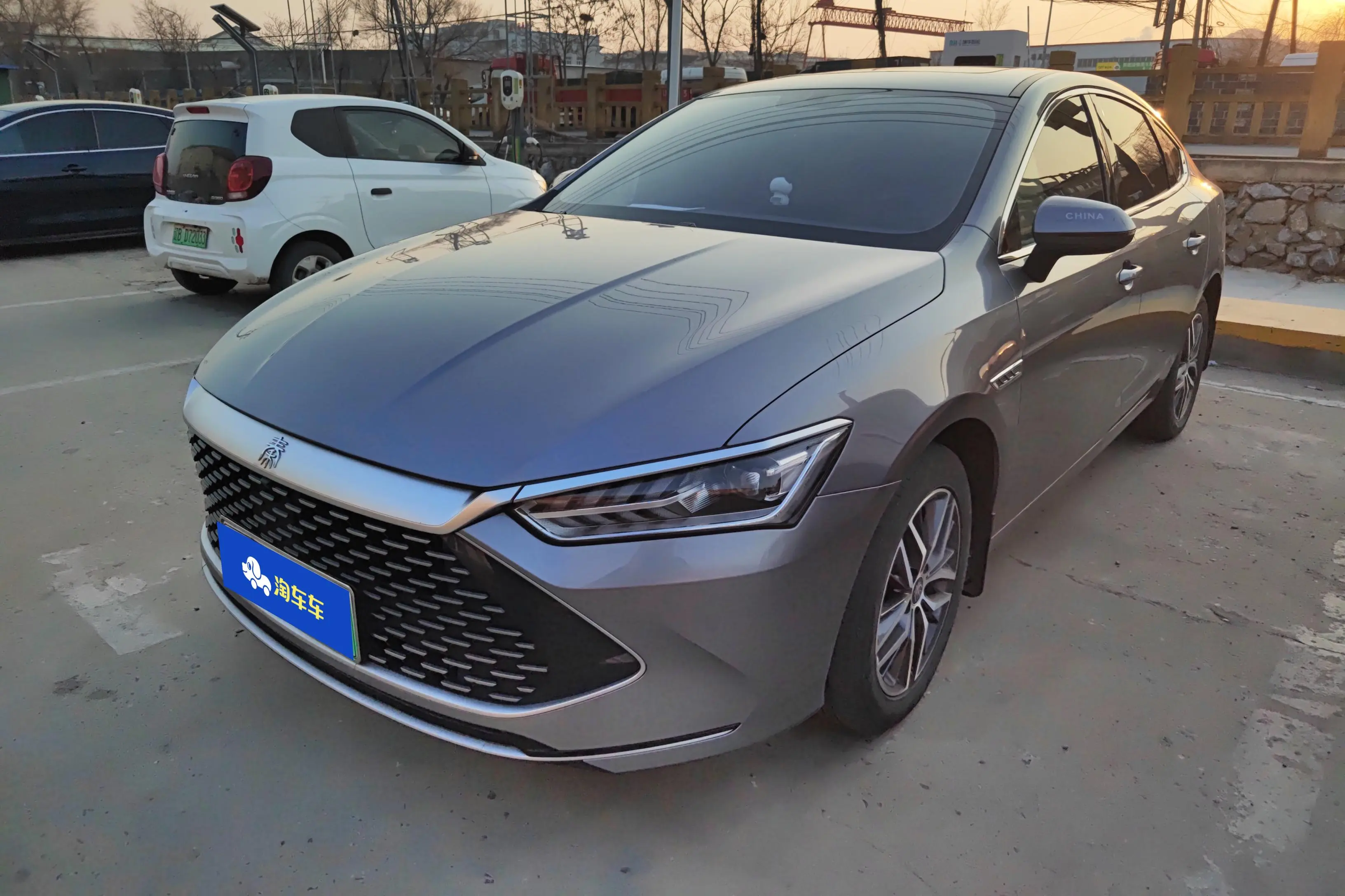 BYD Qin PLUS DM  из Китая