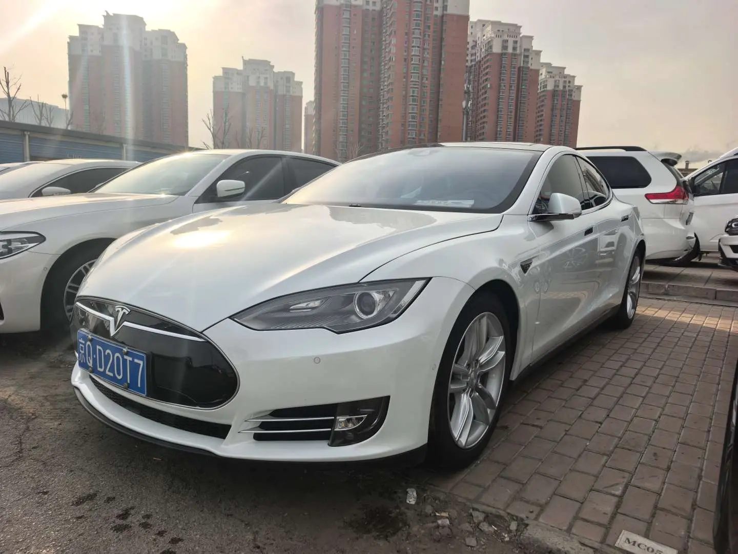 Tesla Model S  из Китая