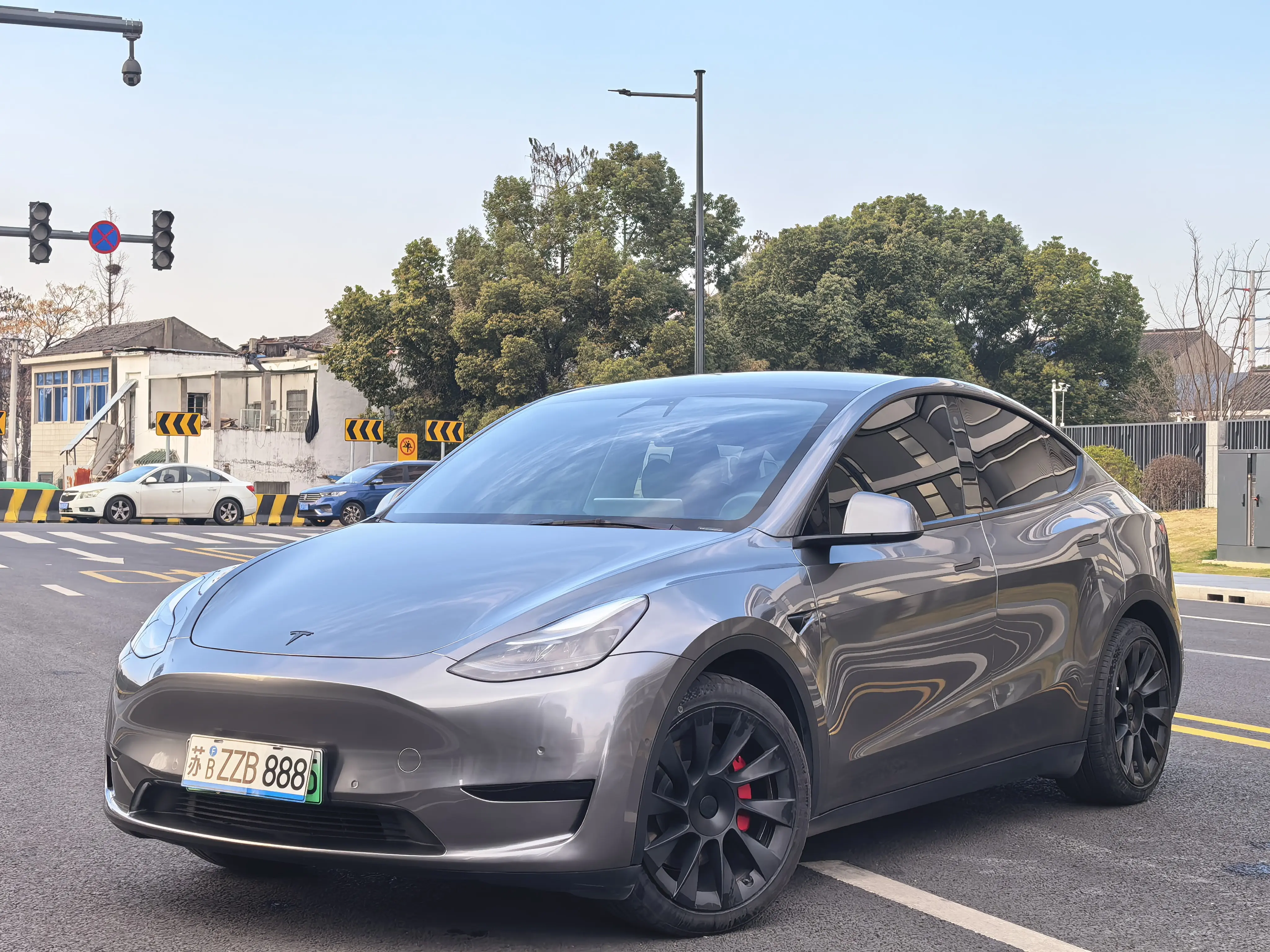 Tesla Model Y  из Китая
