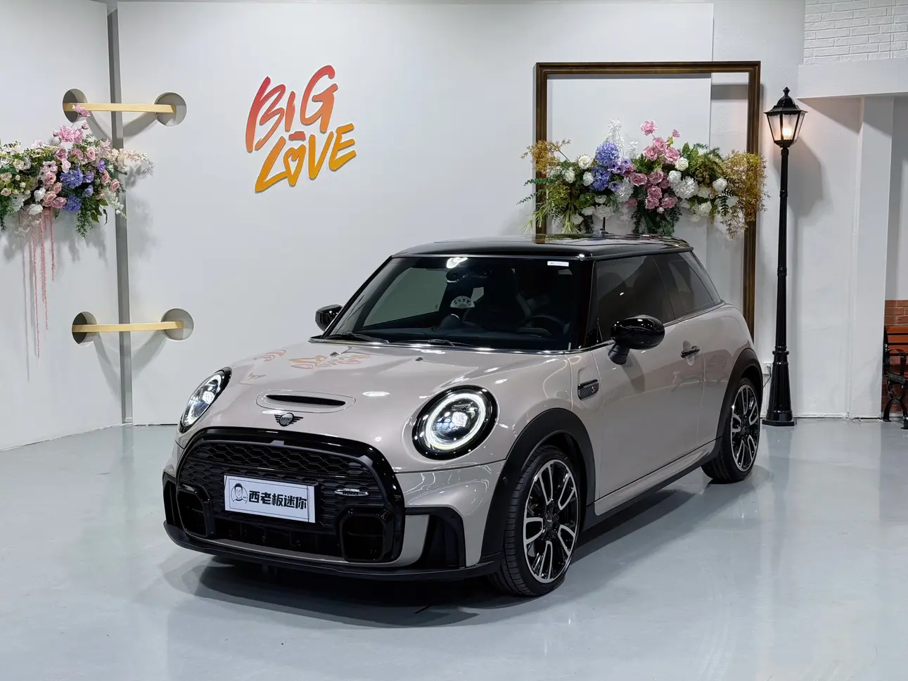 MINI MINI