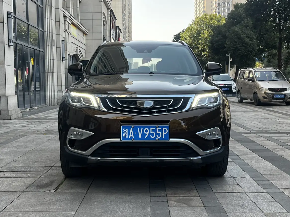Geely Atlas (Boyue)  из Китая