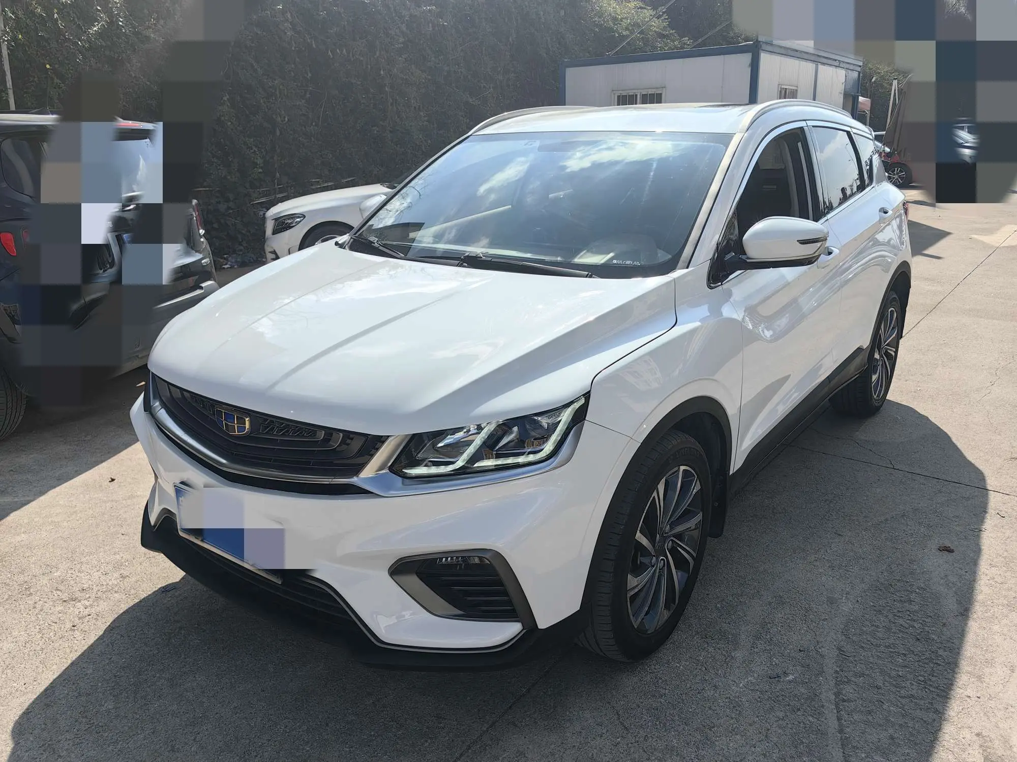 Geely Coolray SX11 (Binyue)  из Китая