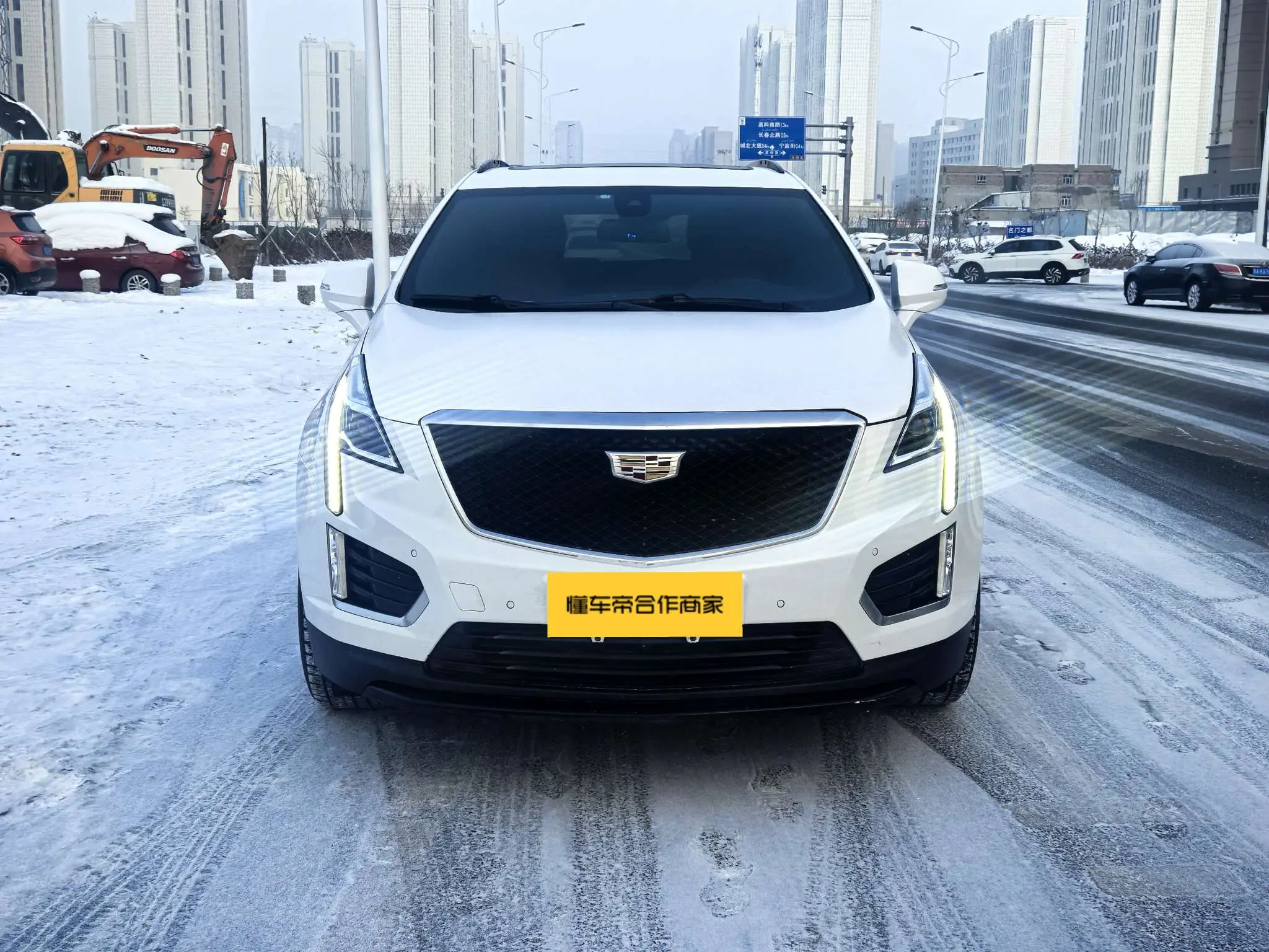 Cadillac XT5  из Китая