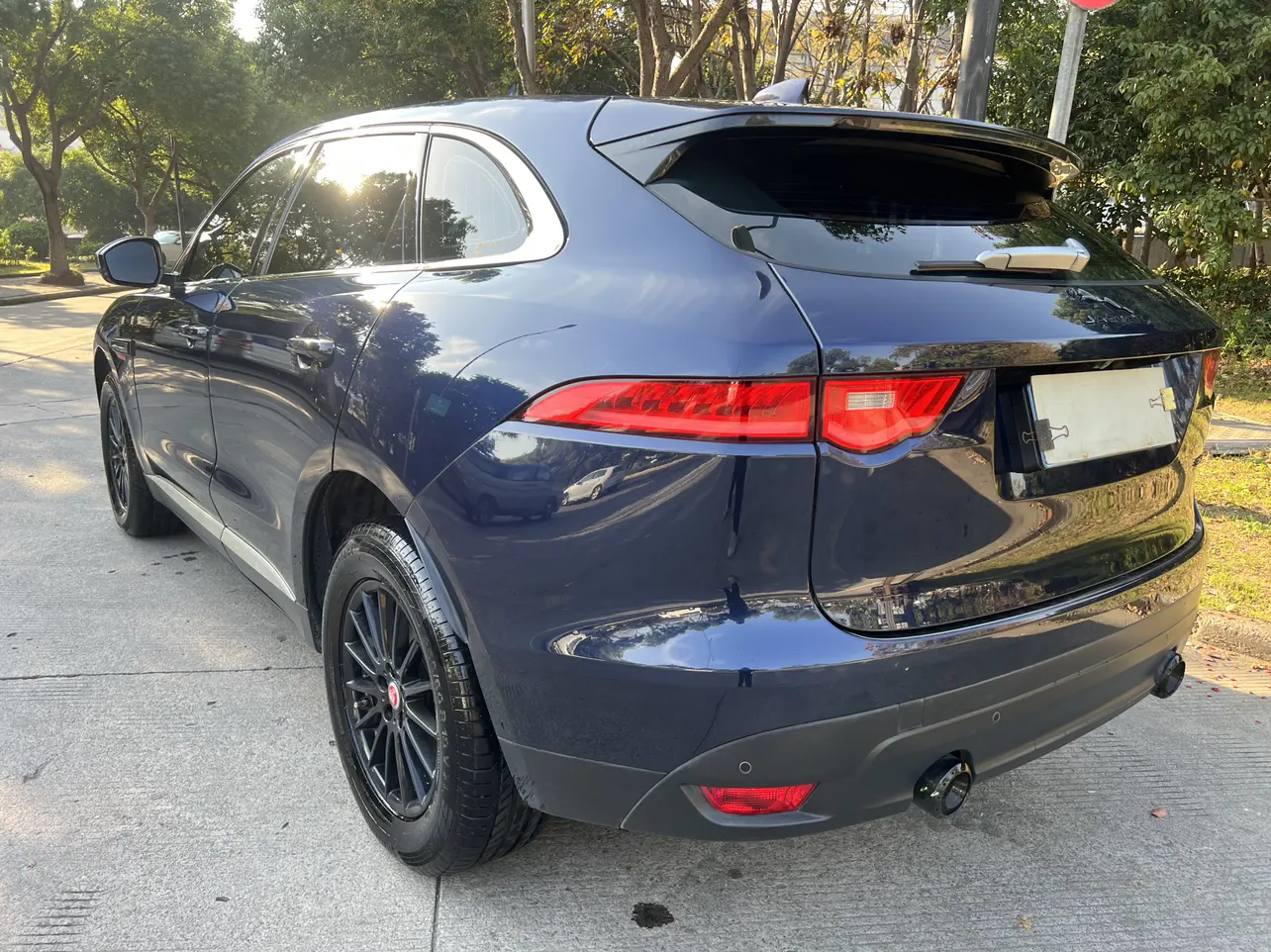 Jaguar F-PACE  из Китая