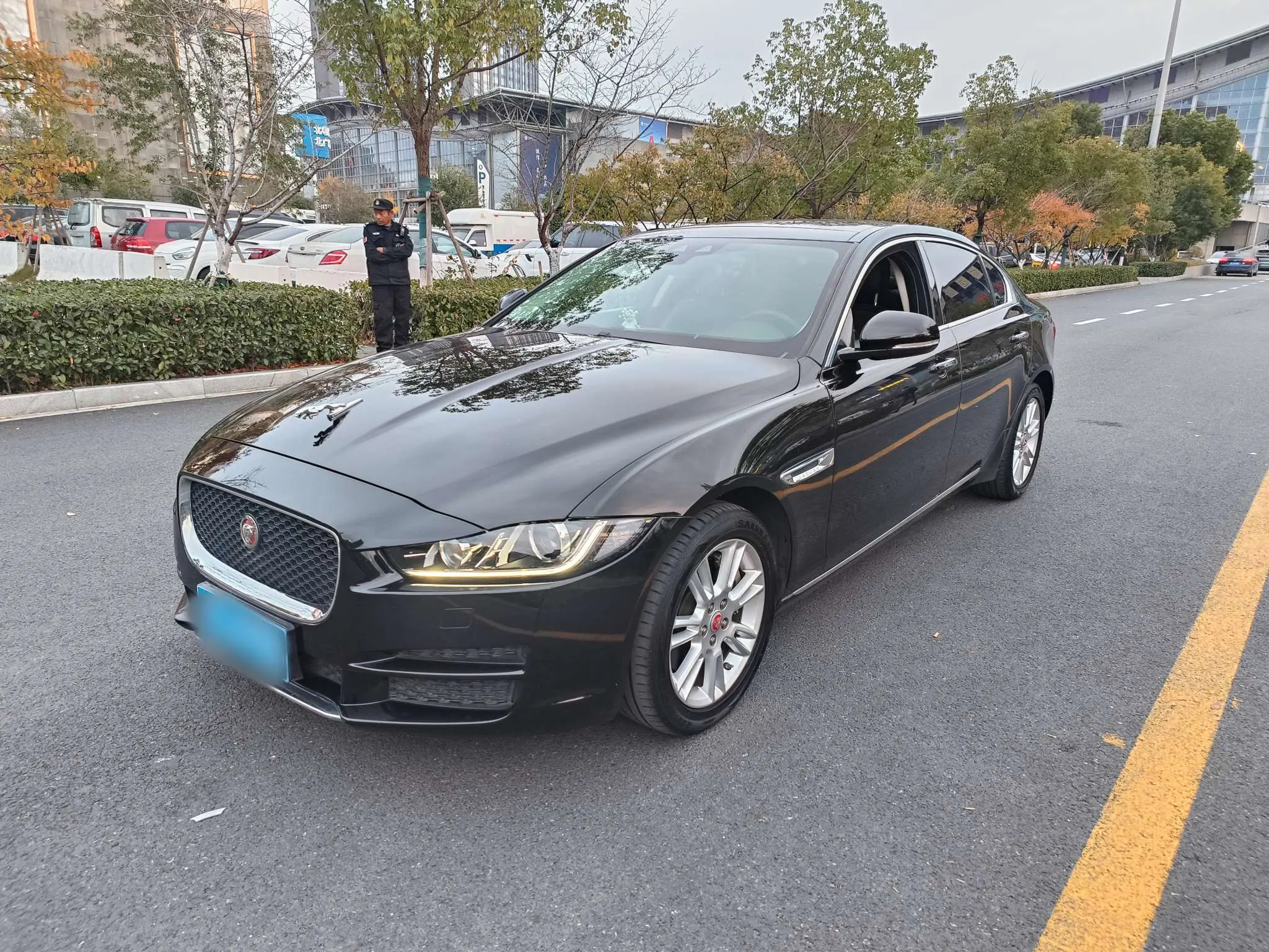 Jaguar XEL  из Китая