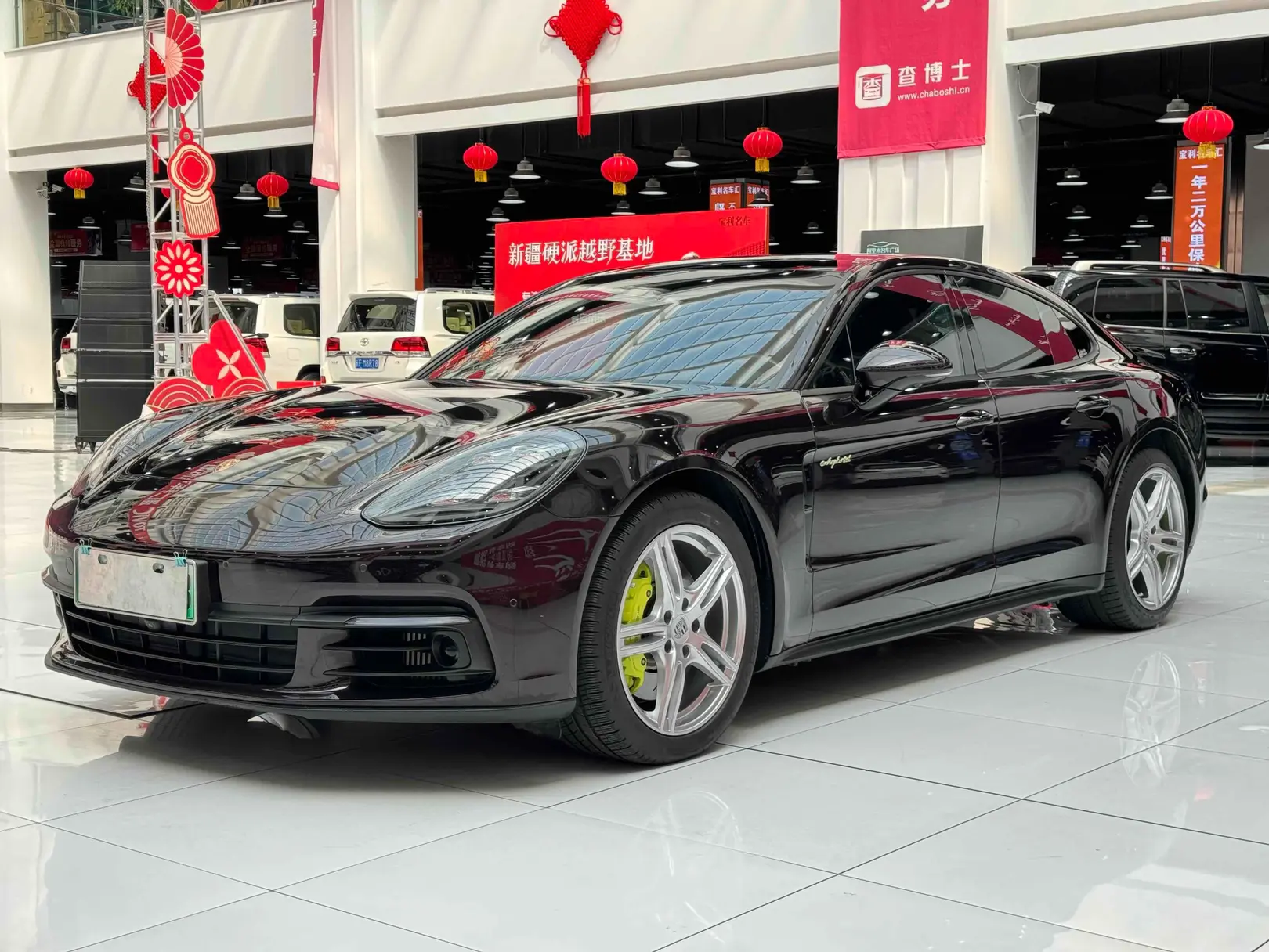 Porsche Panamera E-Hybrid  из Китая