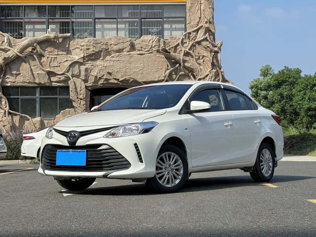 Toyota Vios  из Китая