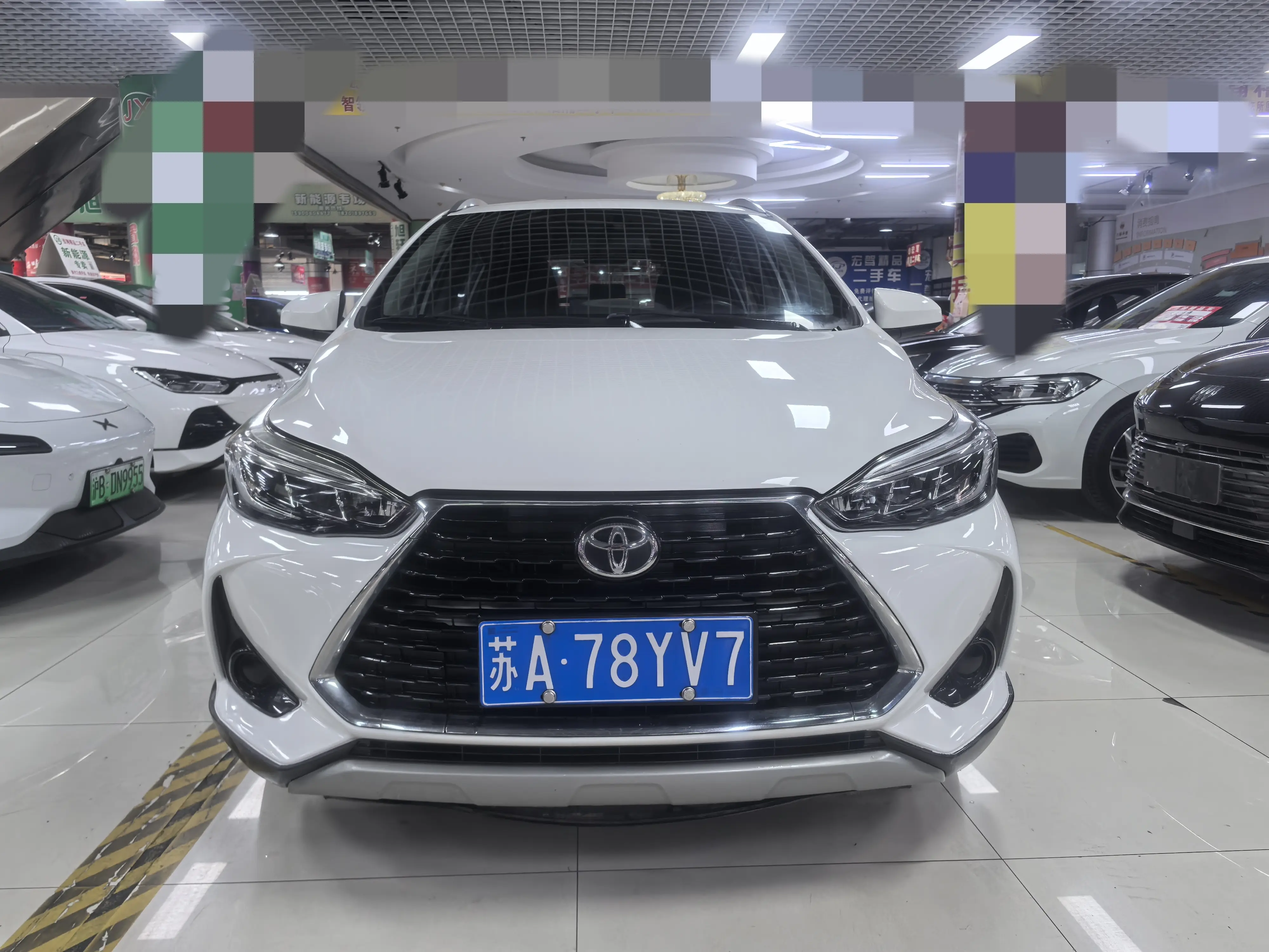 Toyota Yaris L  из Китая