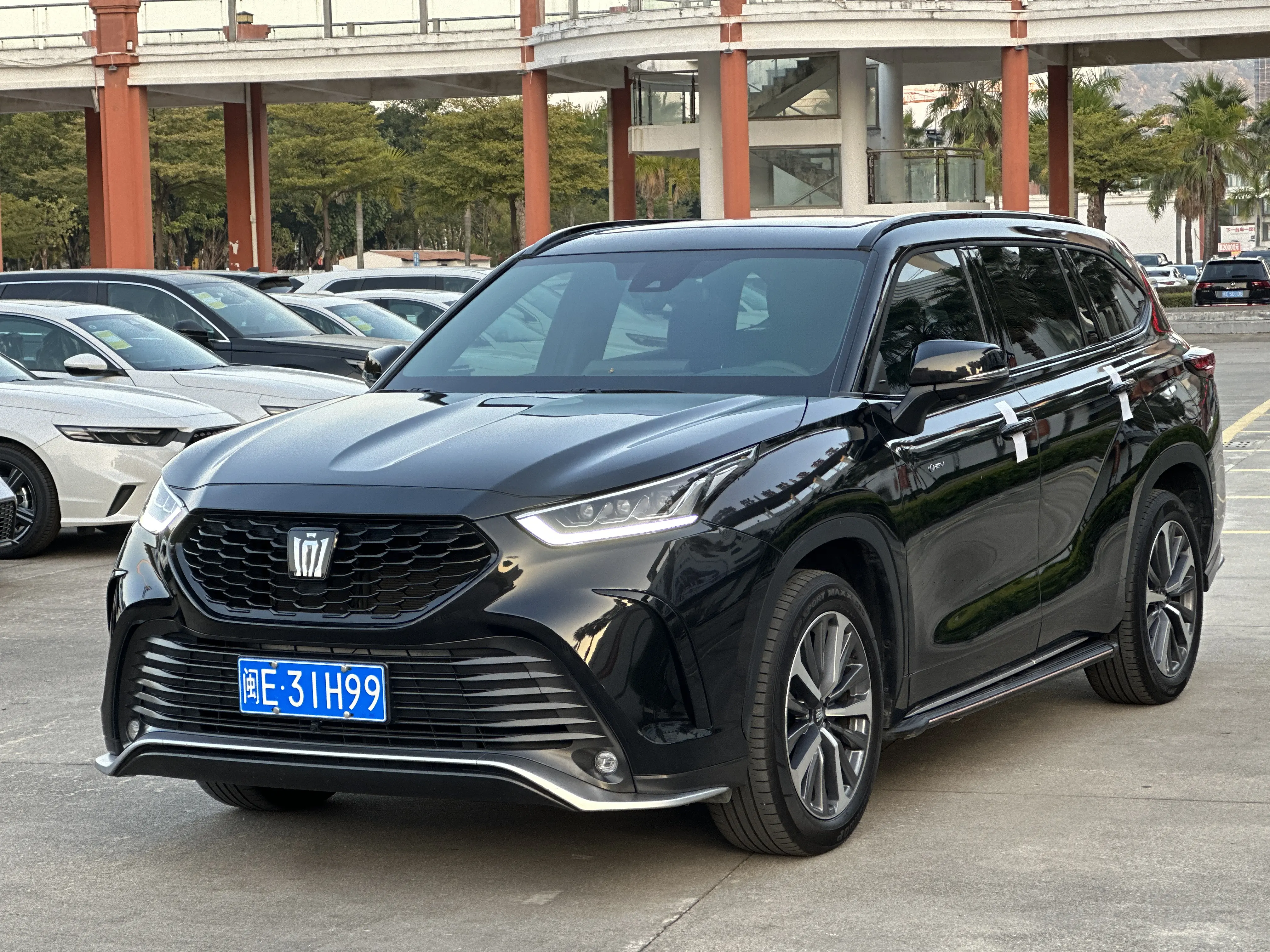 Toyota Crown Kluger  из Китая