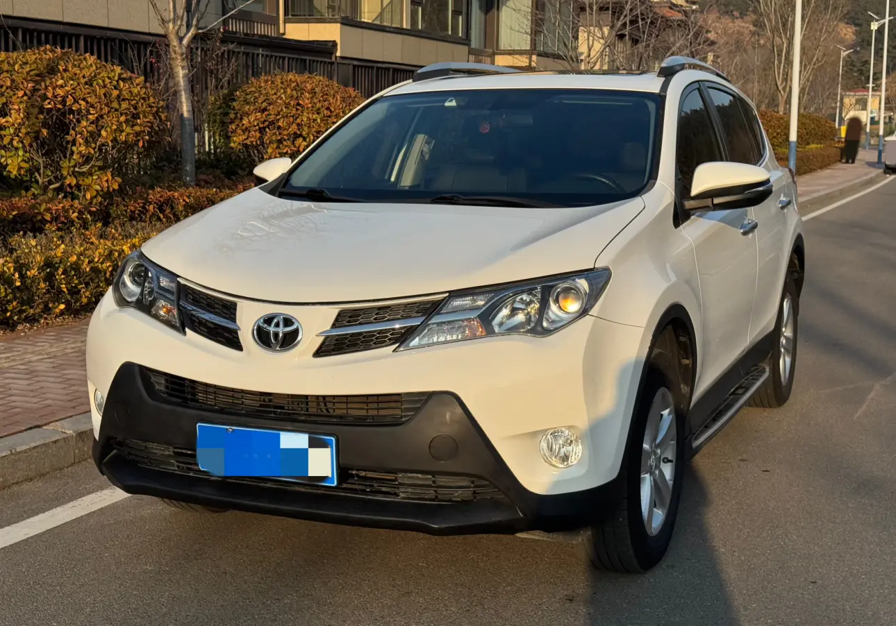 Toyota RAV4  из Китая