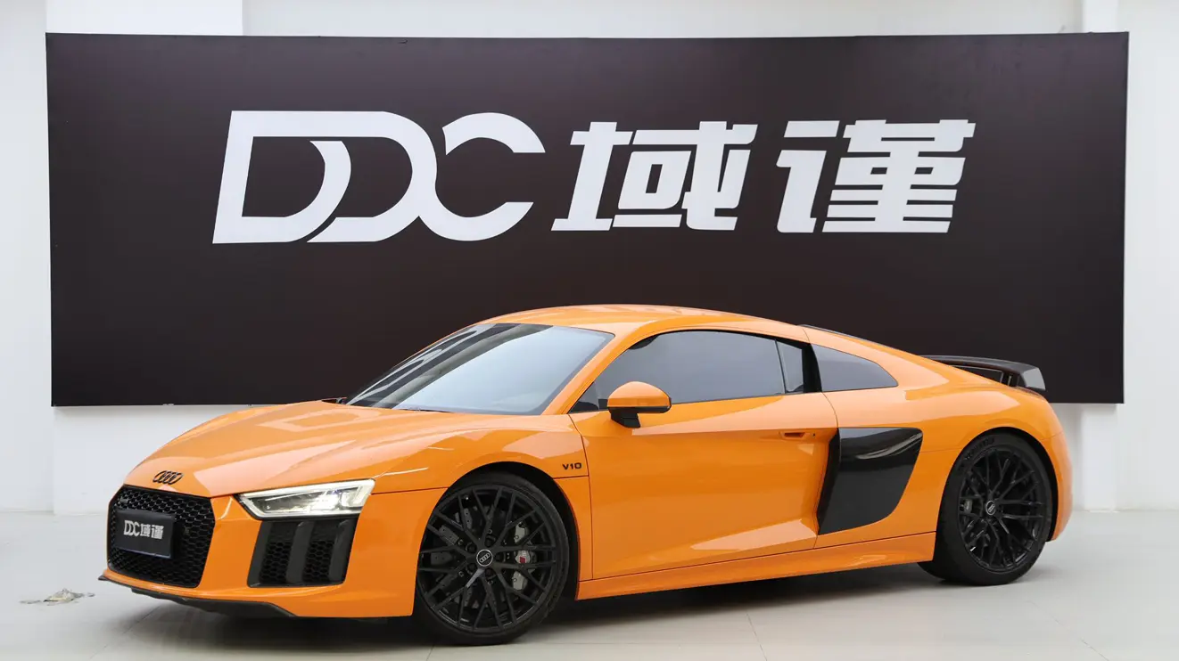 Audi R8  из Китая