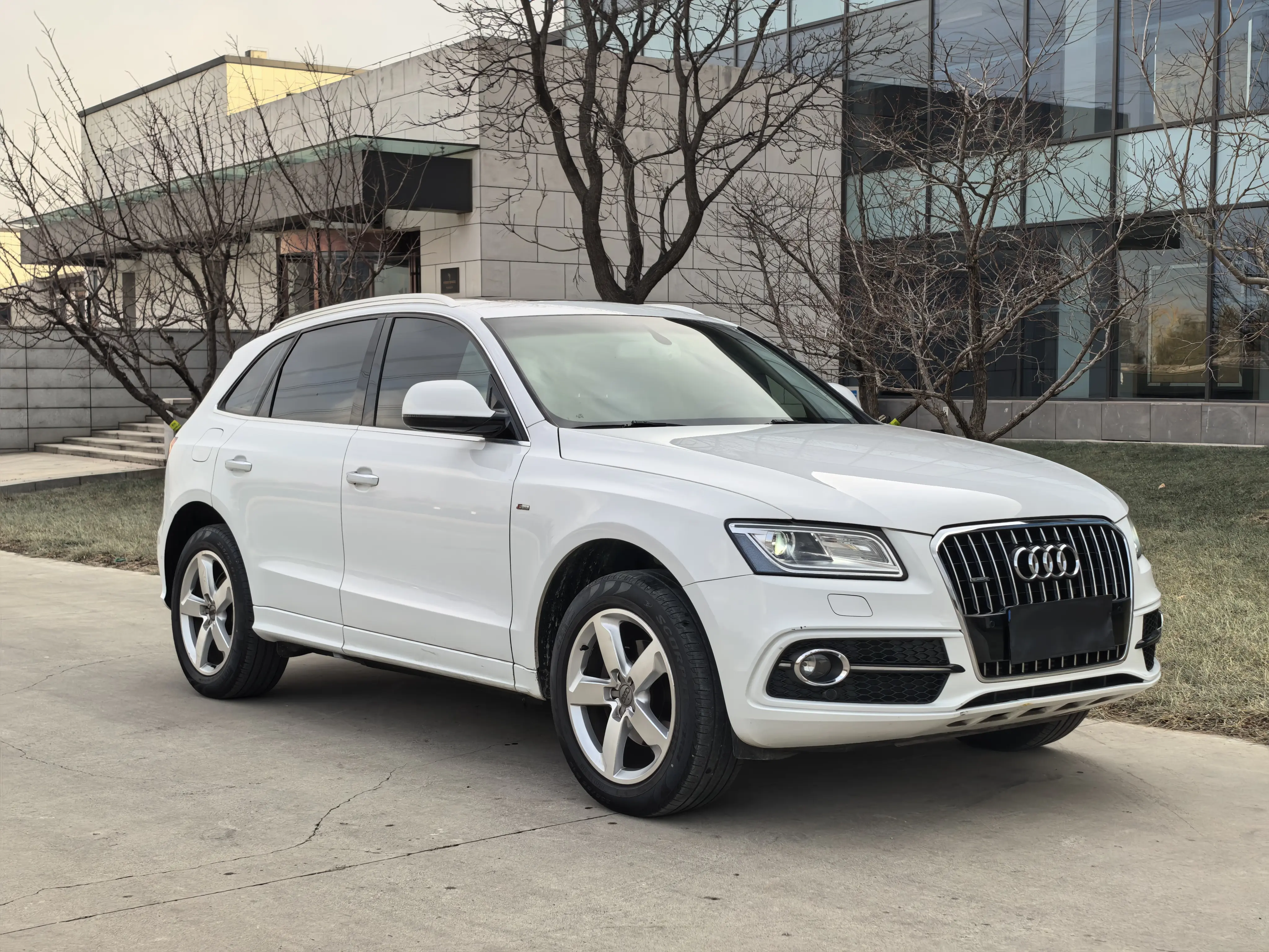 Audi Q5  из Китая