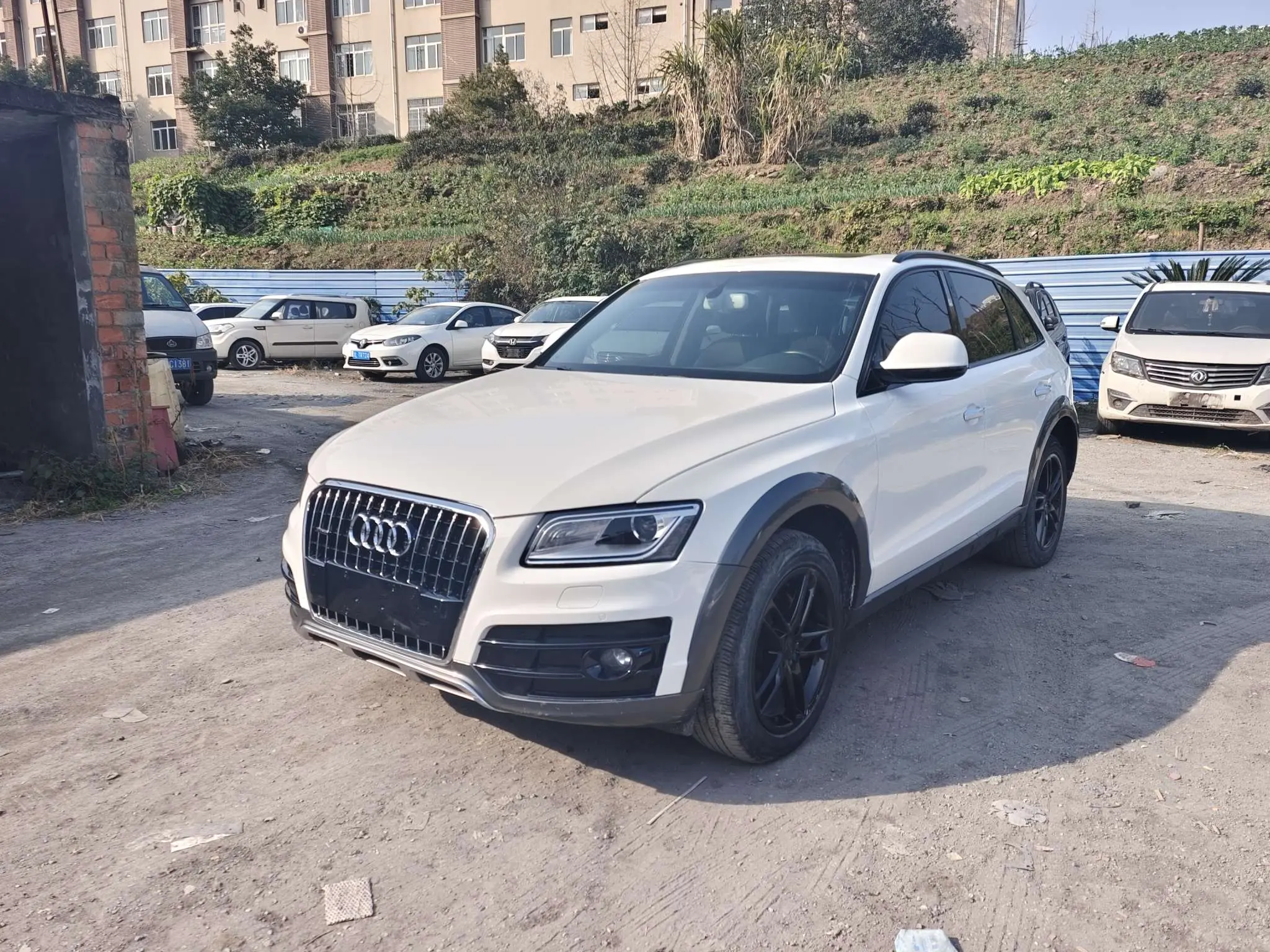 Audi Q5  из Китая