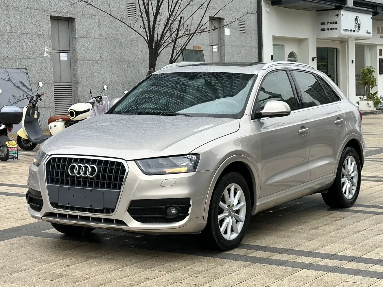 Audi Q3  из Китая