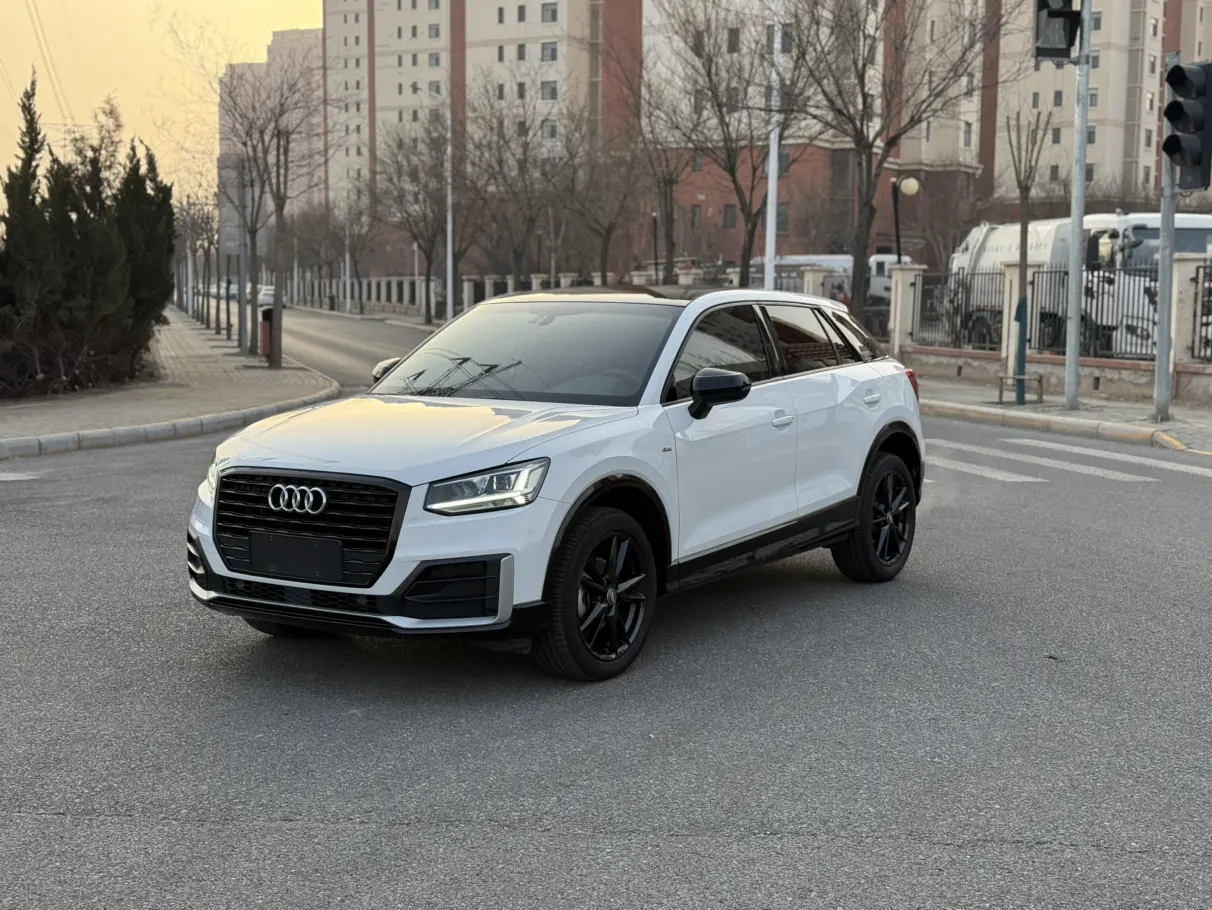 Audi Q2L  из Китая