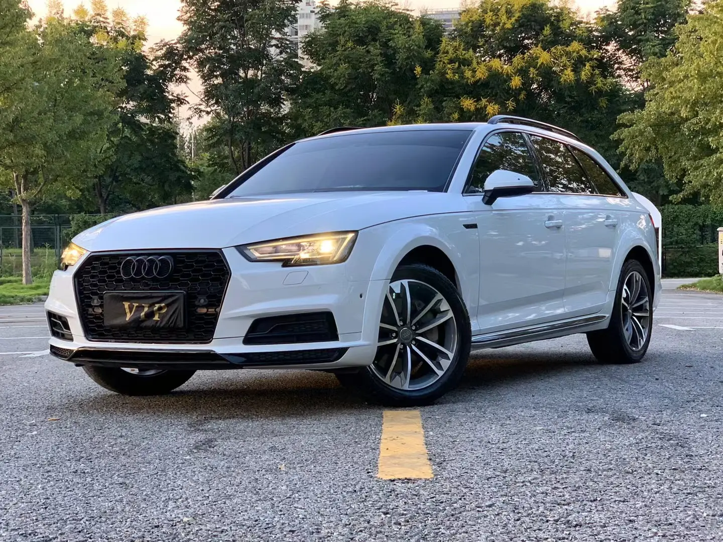 Audi A4  из Китая