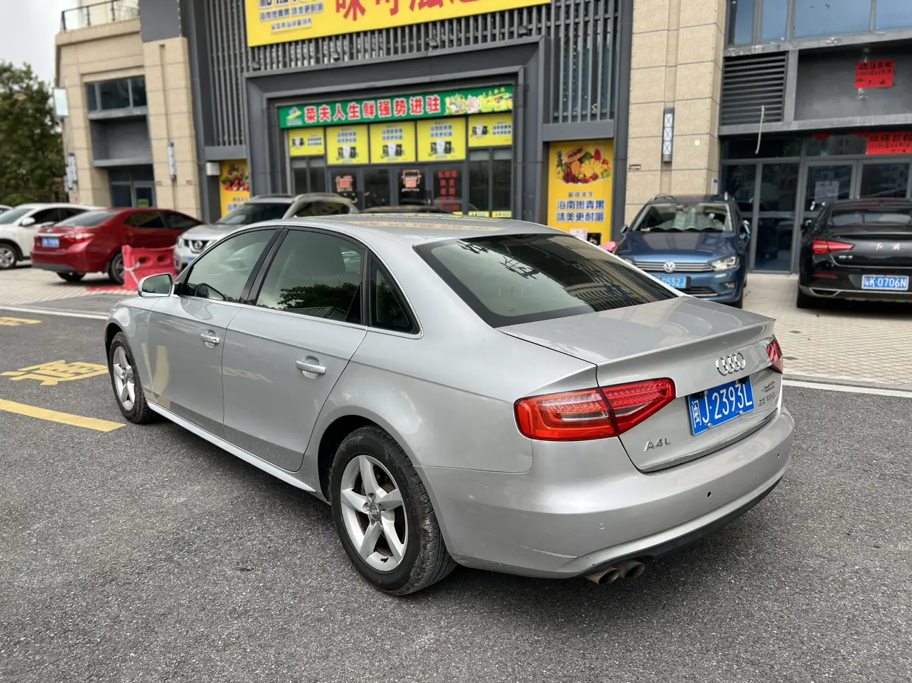 Audi A4L  из Китая