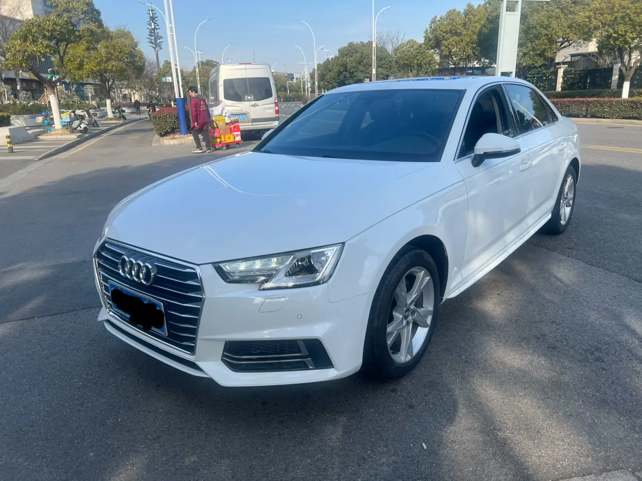 Audi A4L  из Китая