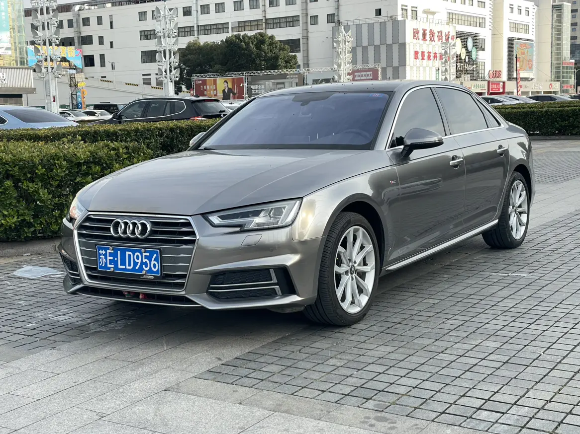 Audi A4L  из Китая