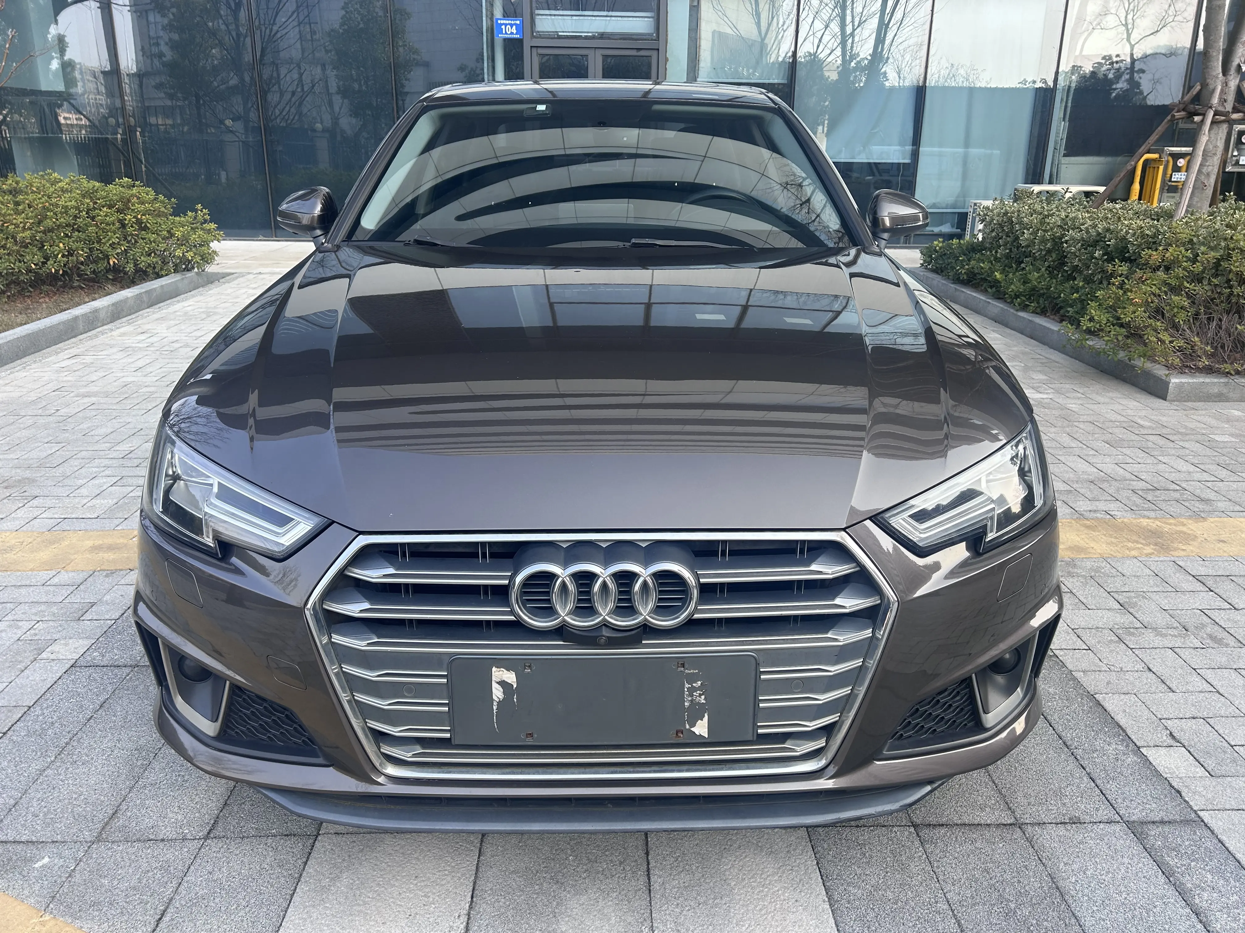 Audi A4L  из Китая