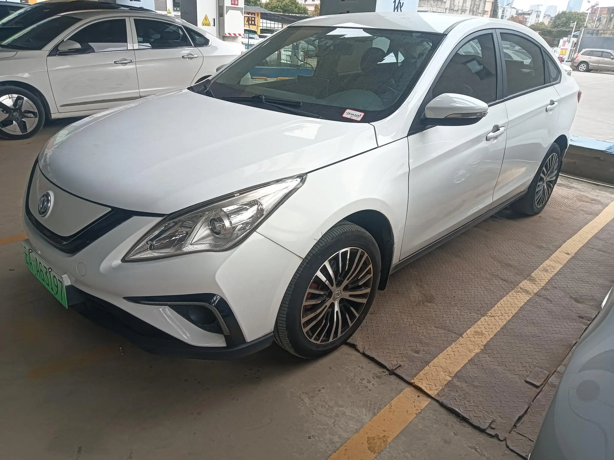 Forthing Fengxing S50 EV  из Китая